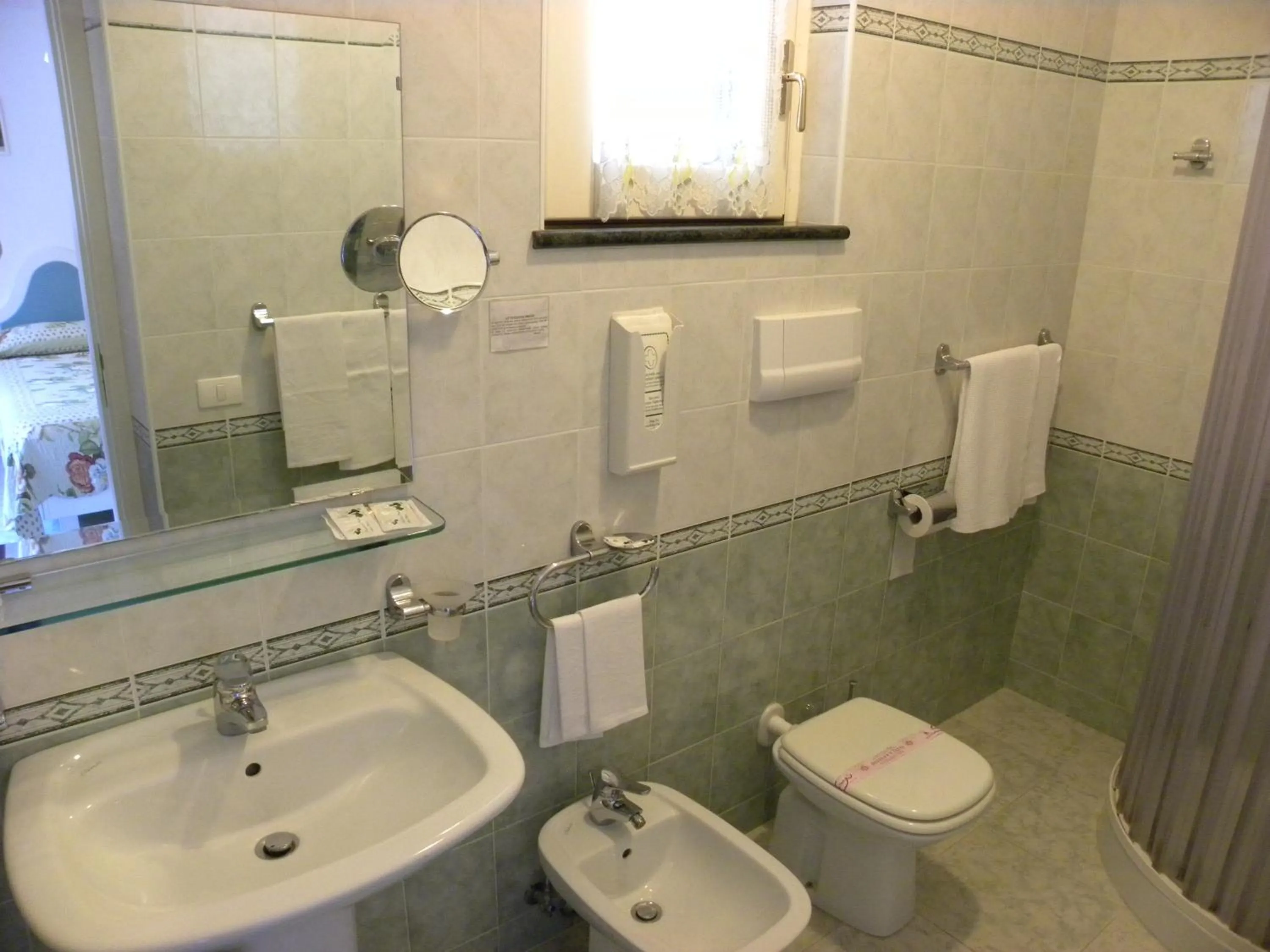 Hotel Ristorante Borgo La Tana