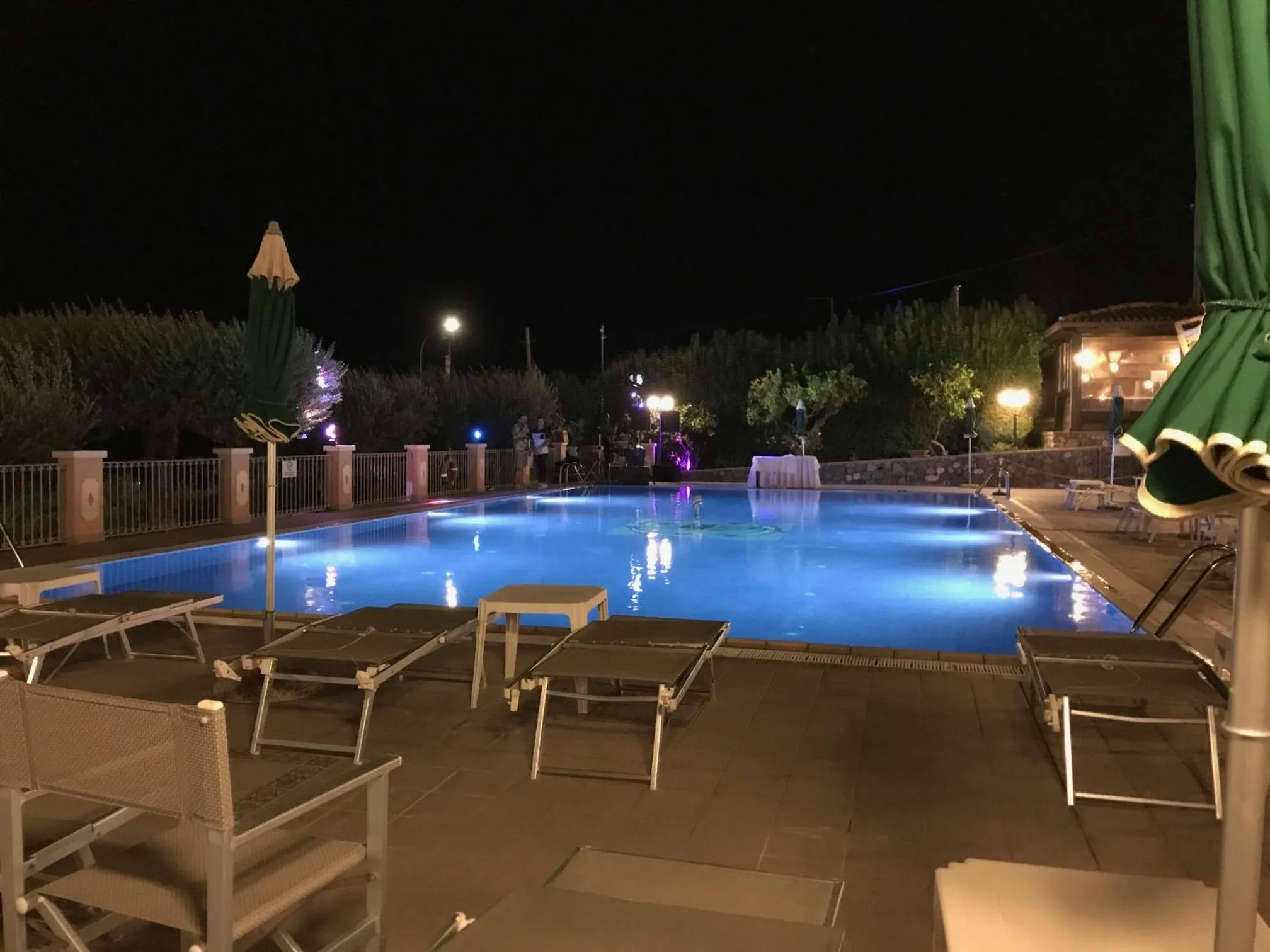 Pool view in Hotel Ristorante Borgo La Tana