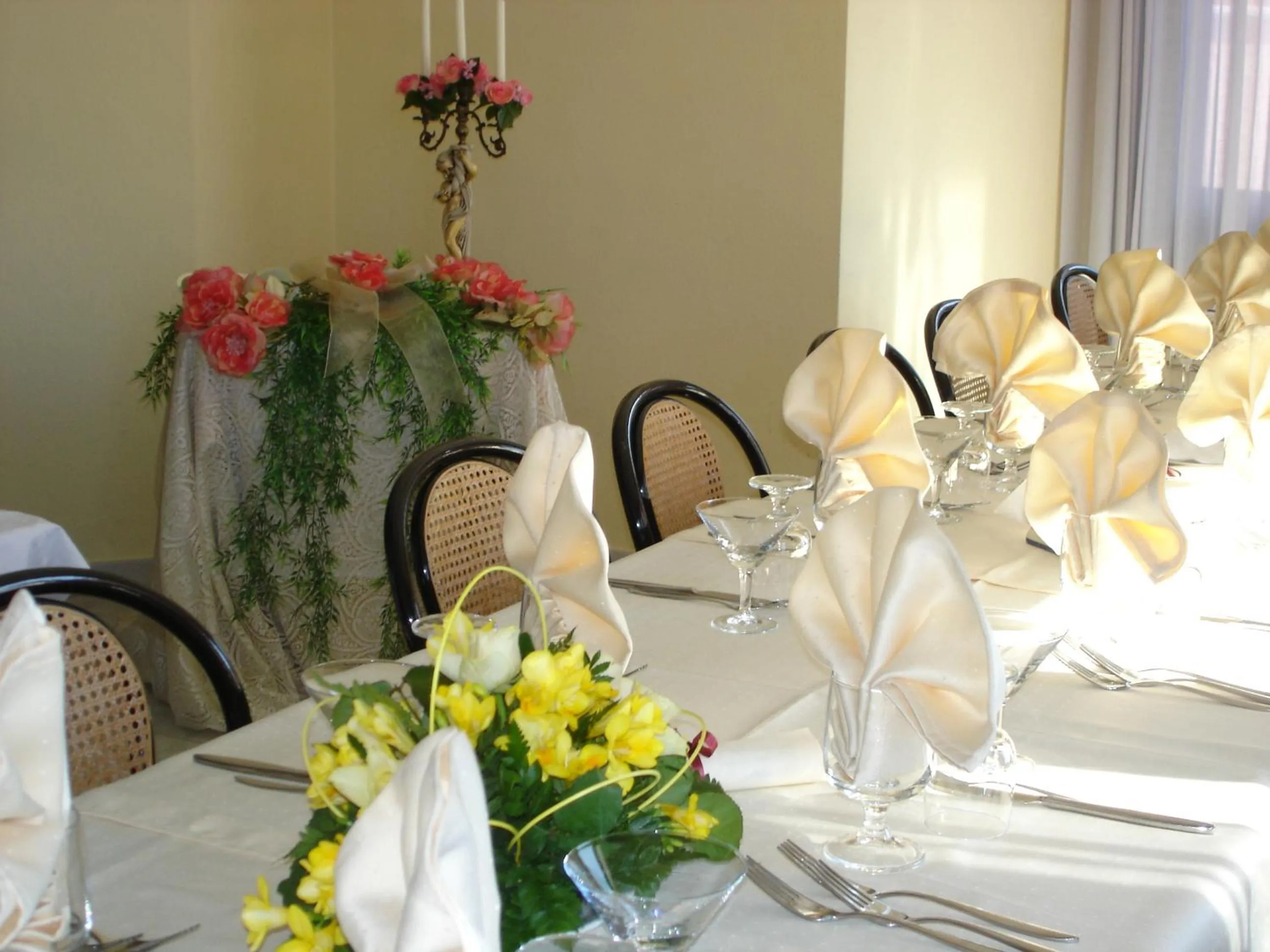 Restaurant/places to eat in Hotel Ristorante Borgo La Tana