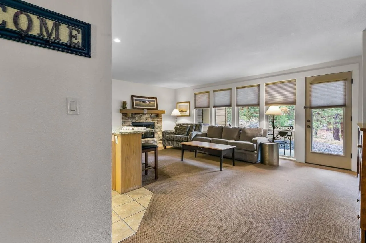 Seventh Mountain Resort