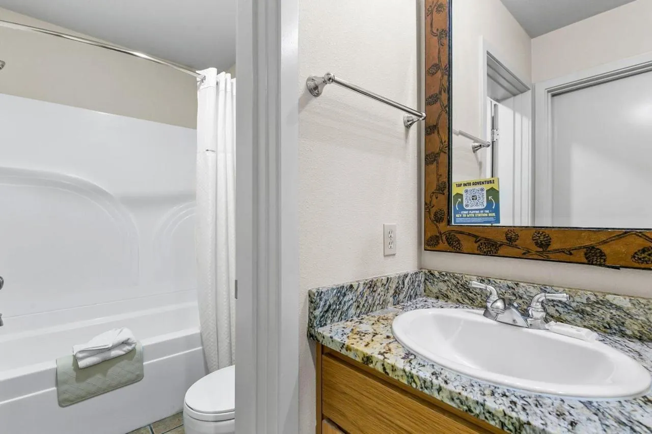 Seventh Mountain Resort