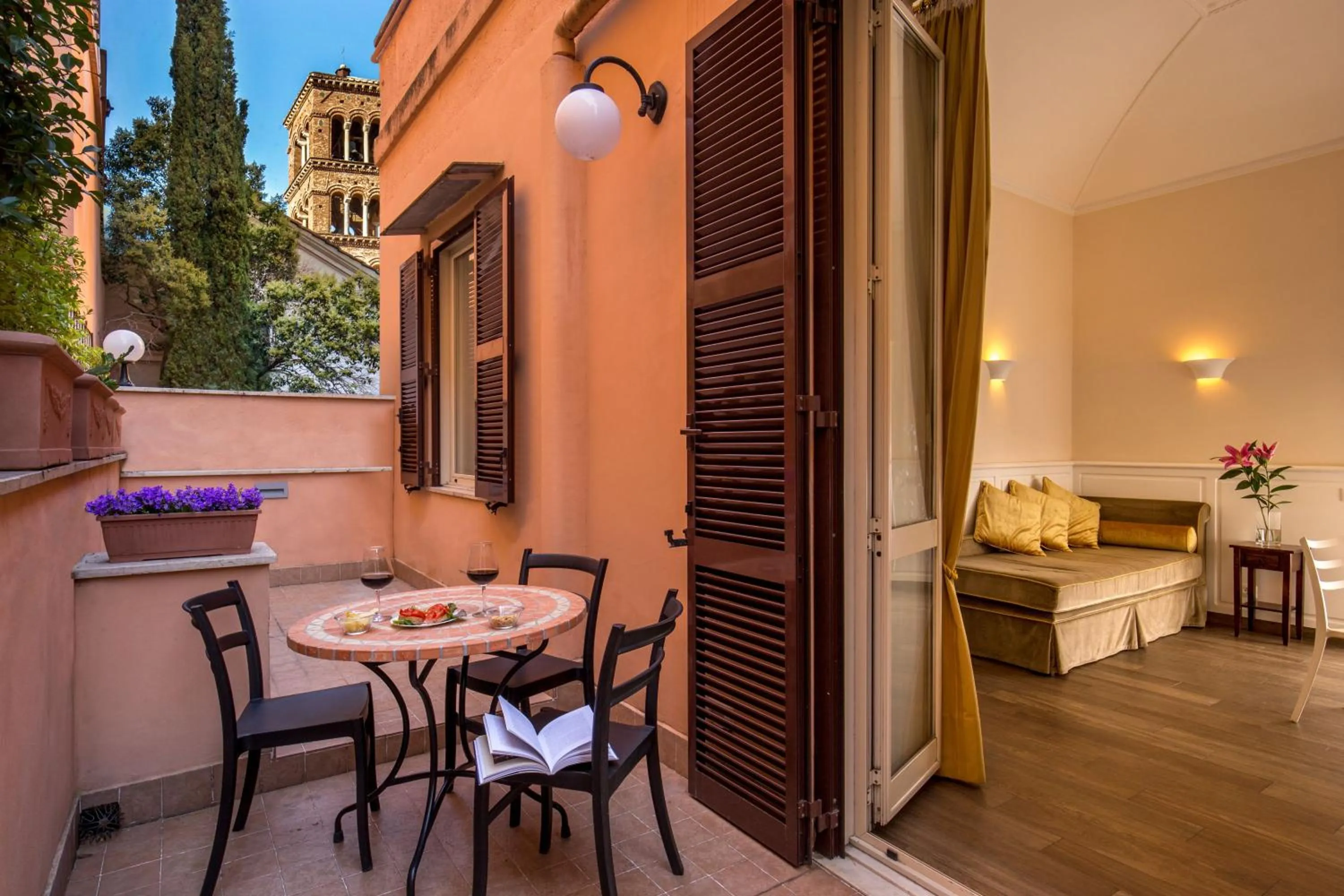 Property building in Aenea Inn