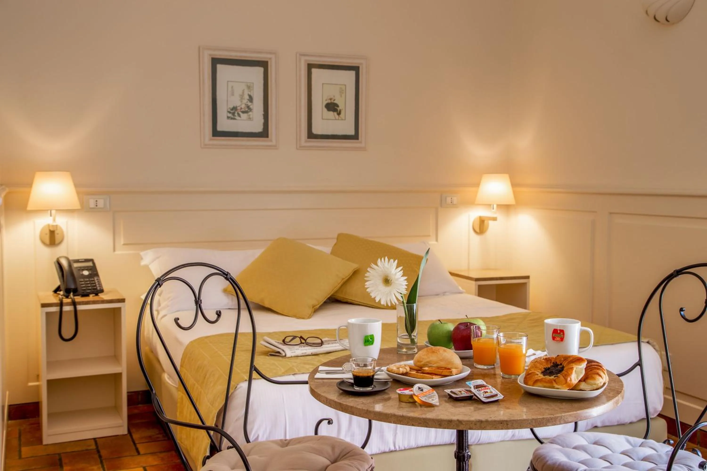 Food and drinks in Aenea Inn