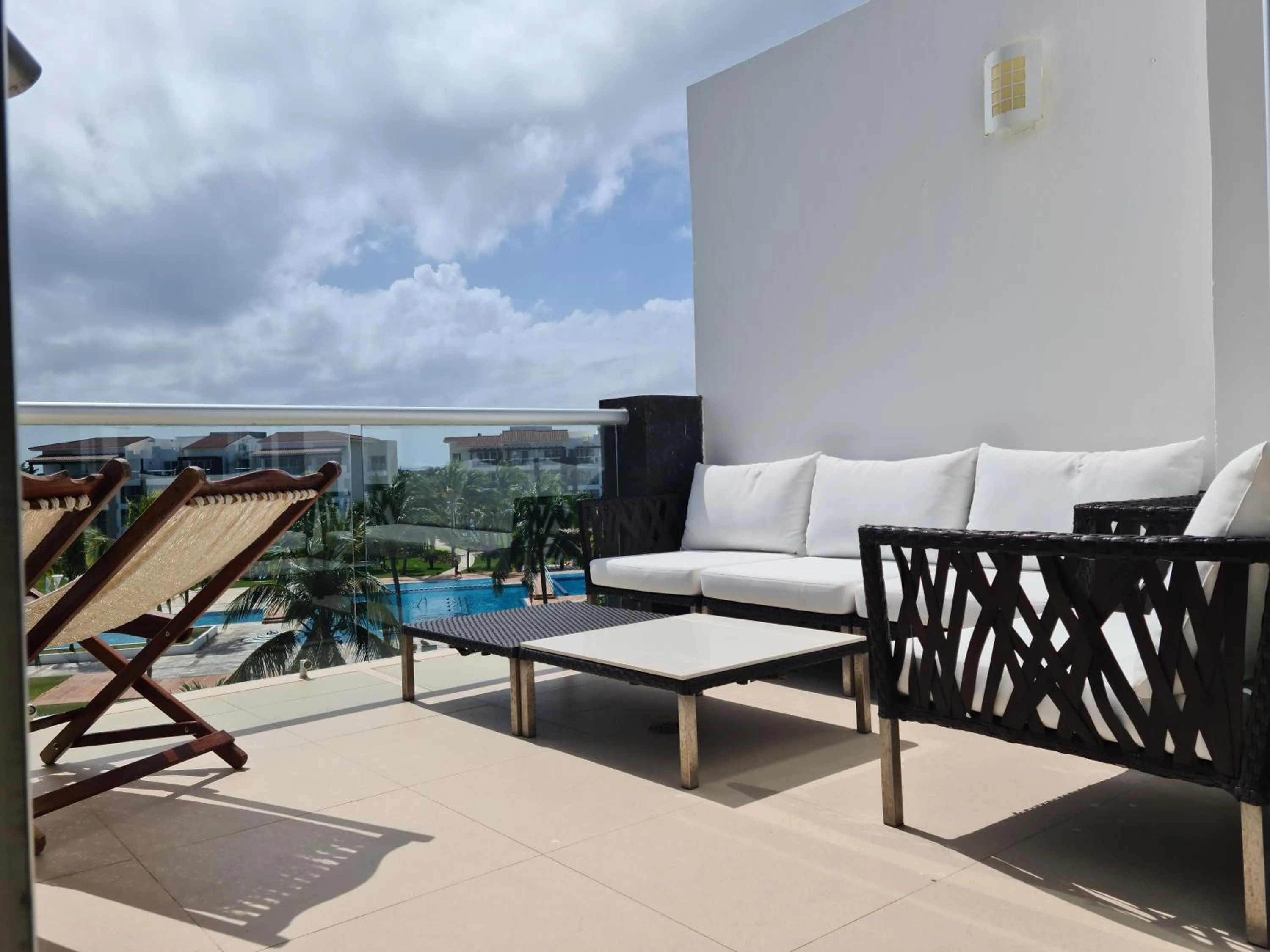 Patio in Luxury ocean view penthouse and private beach club