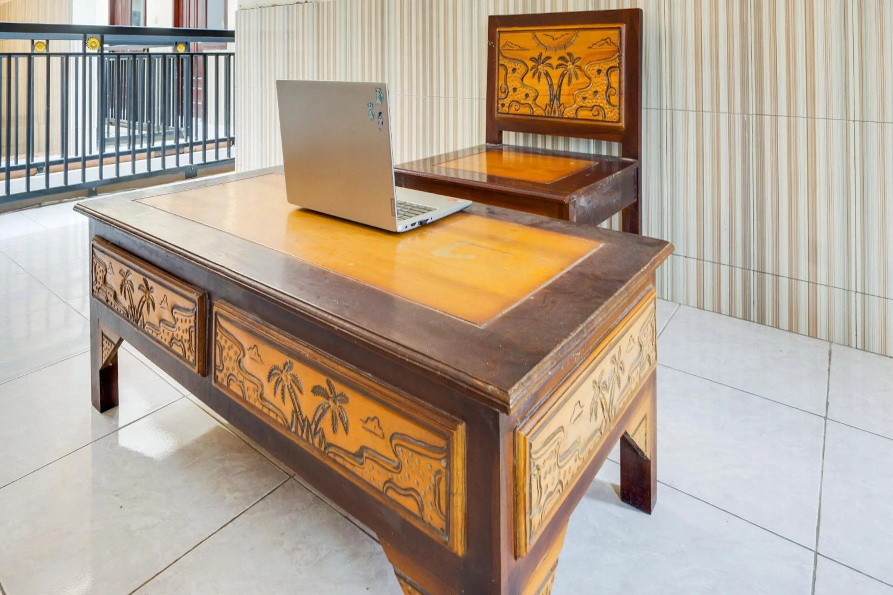 Lobby or reception in OYO Life 92087 Griya Nurainy