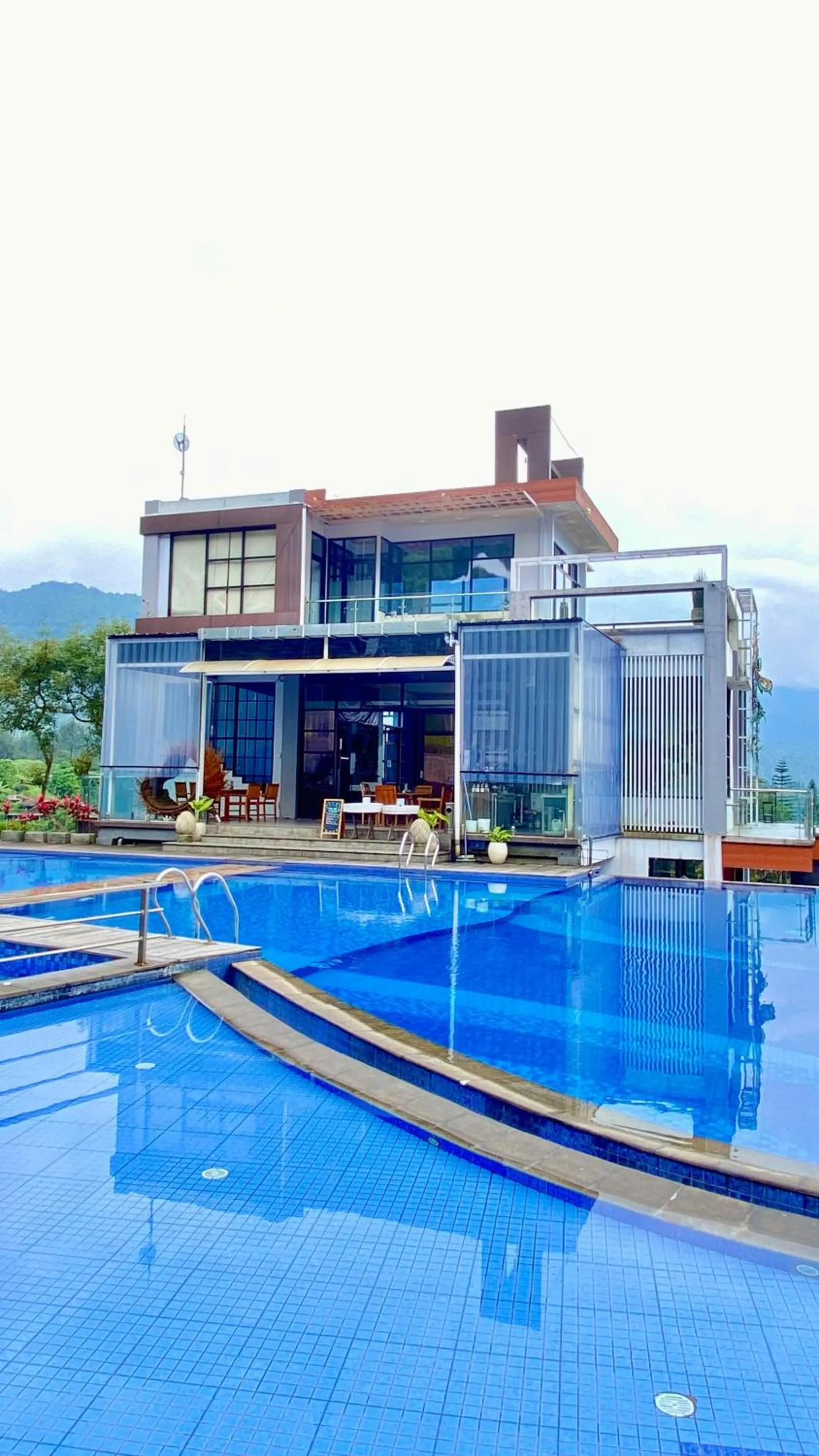 De Pointé Resort & Resto