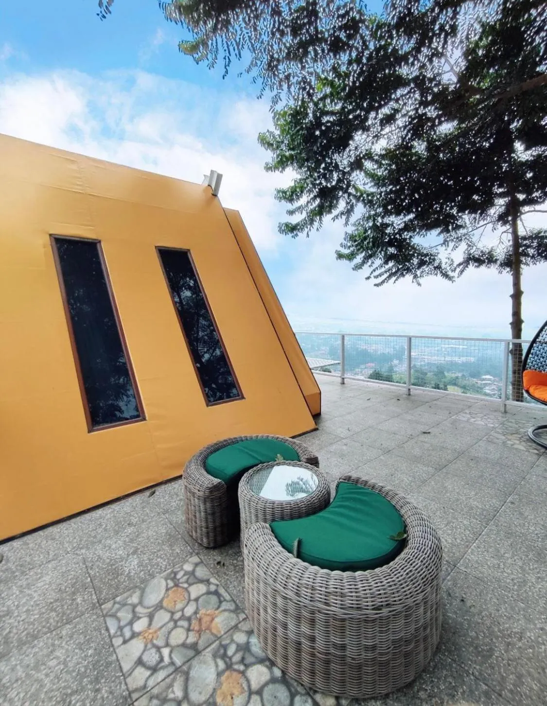 De Pointé Resort & Resto