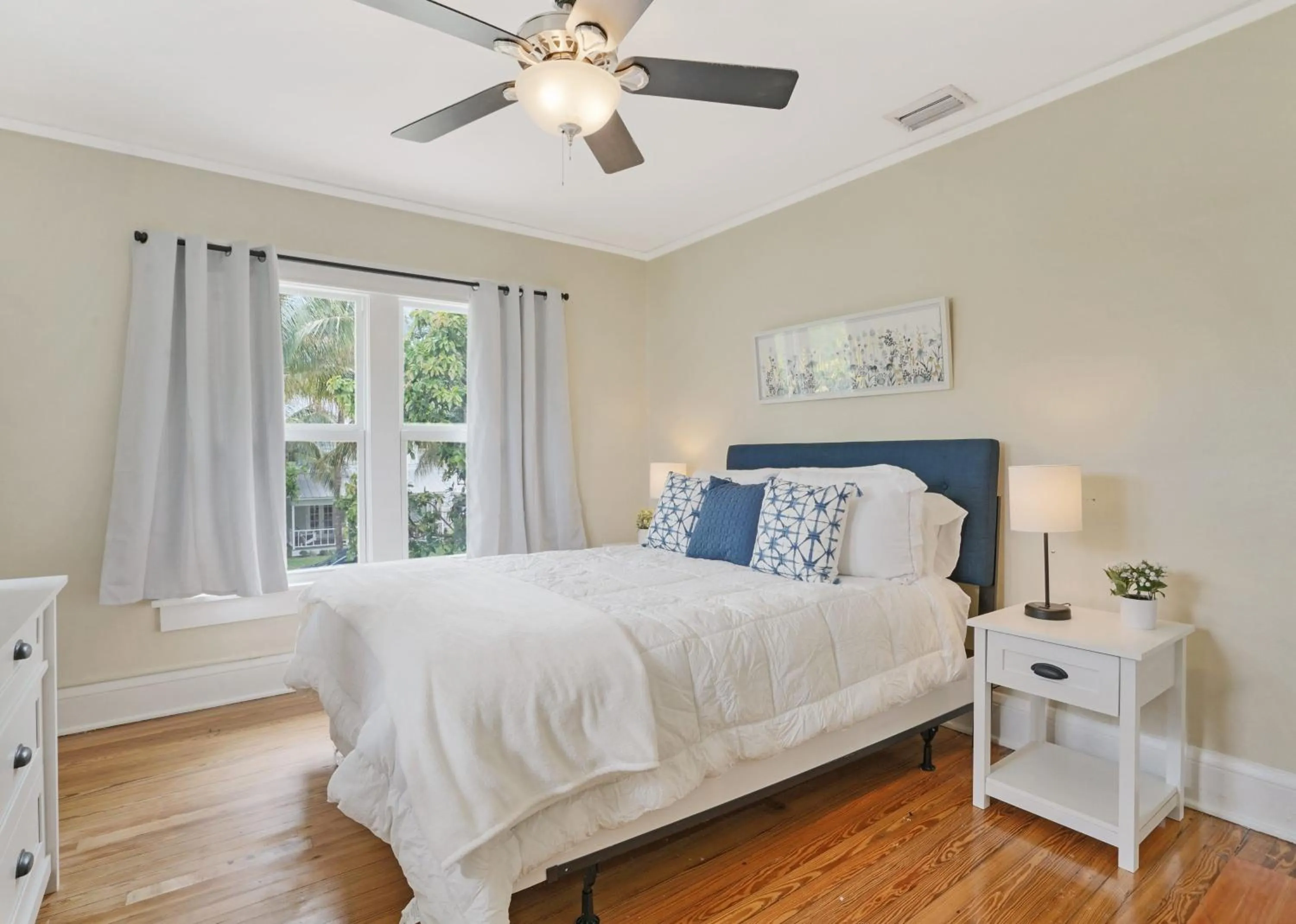 Bedroom in Charming Historic Home and Cottage minutes from the Intracoastal and the Beach