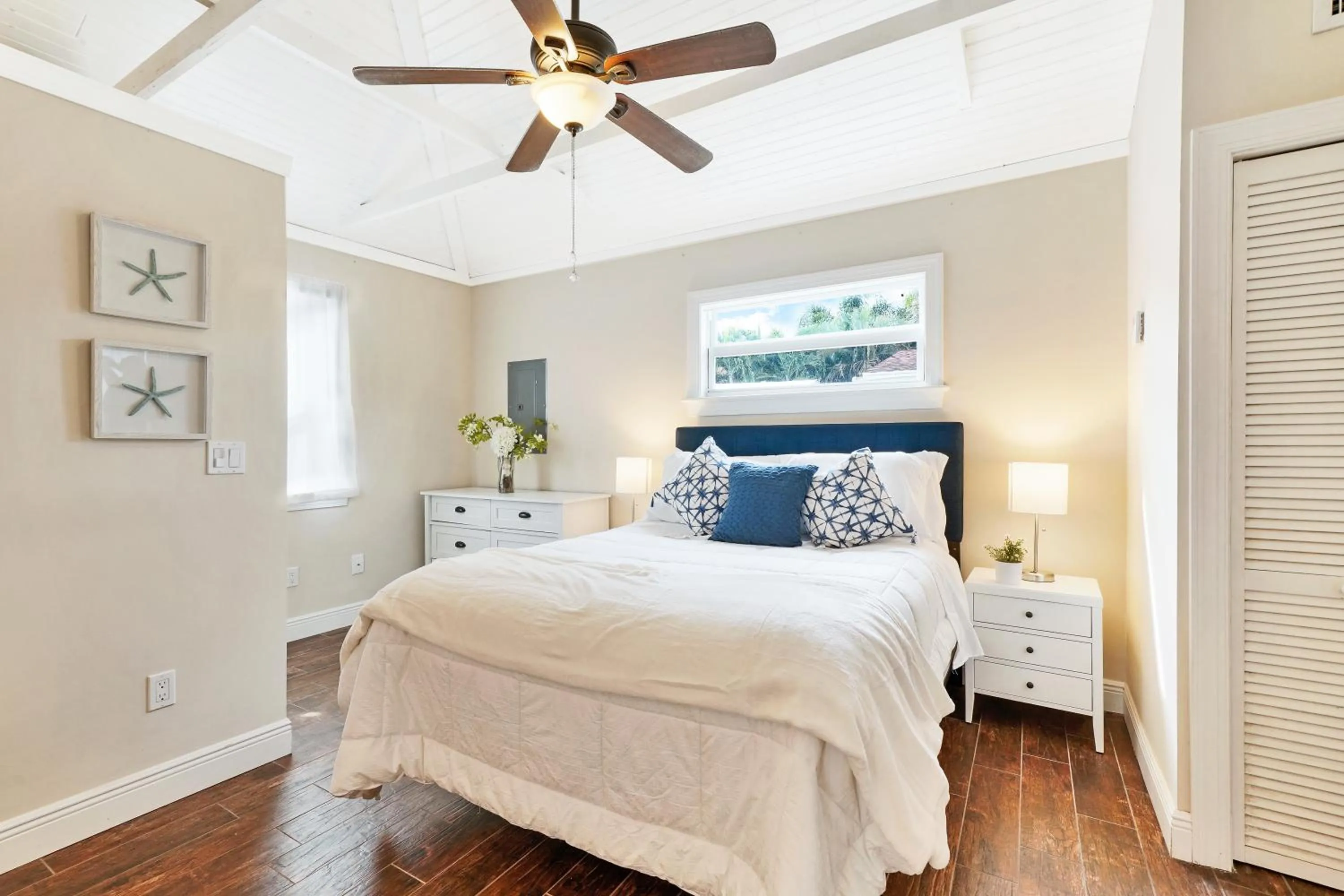 Bedroom in Charming Historic Home and Cottage minutes from the Intracoastal and the Beach