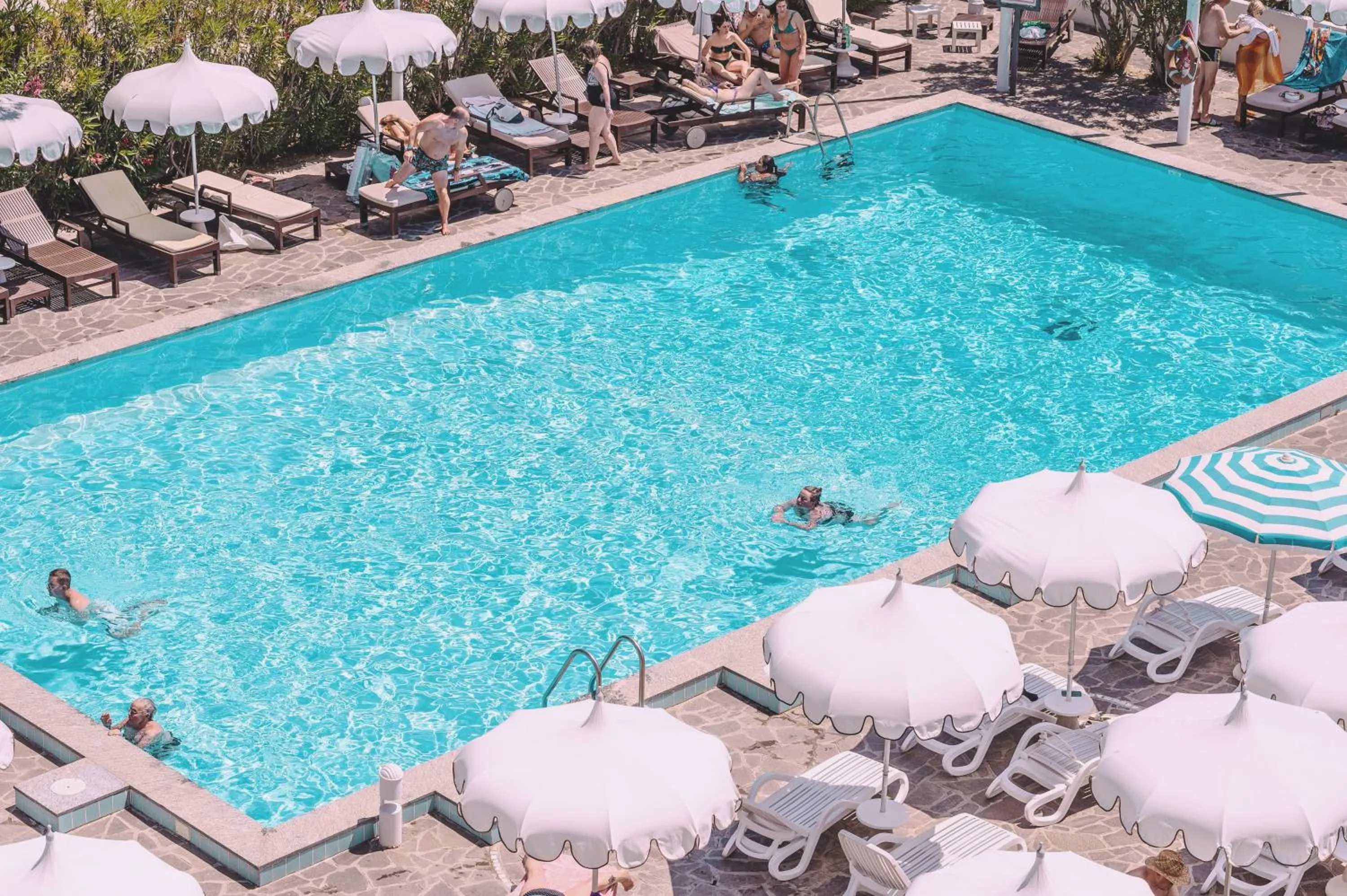 Swimming pool in Hotel Monaco & Quisisana