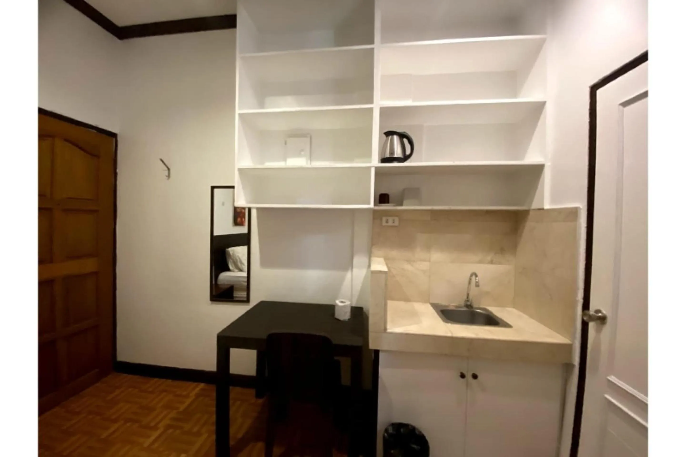 Bedroom in OYO 857 City Stay Inns Makati Avenue