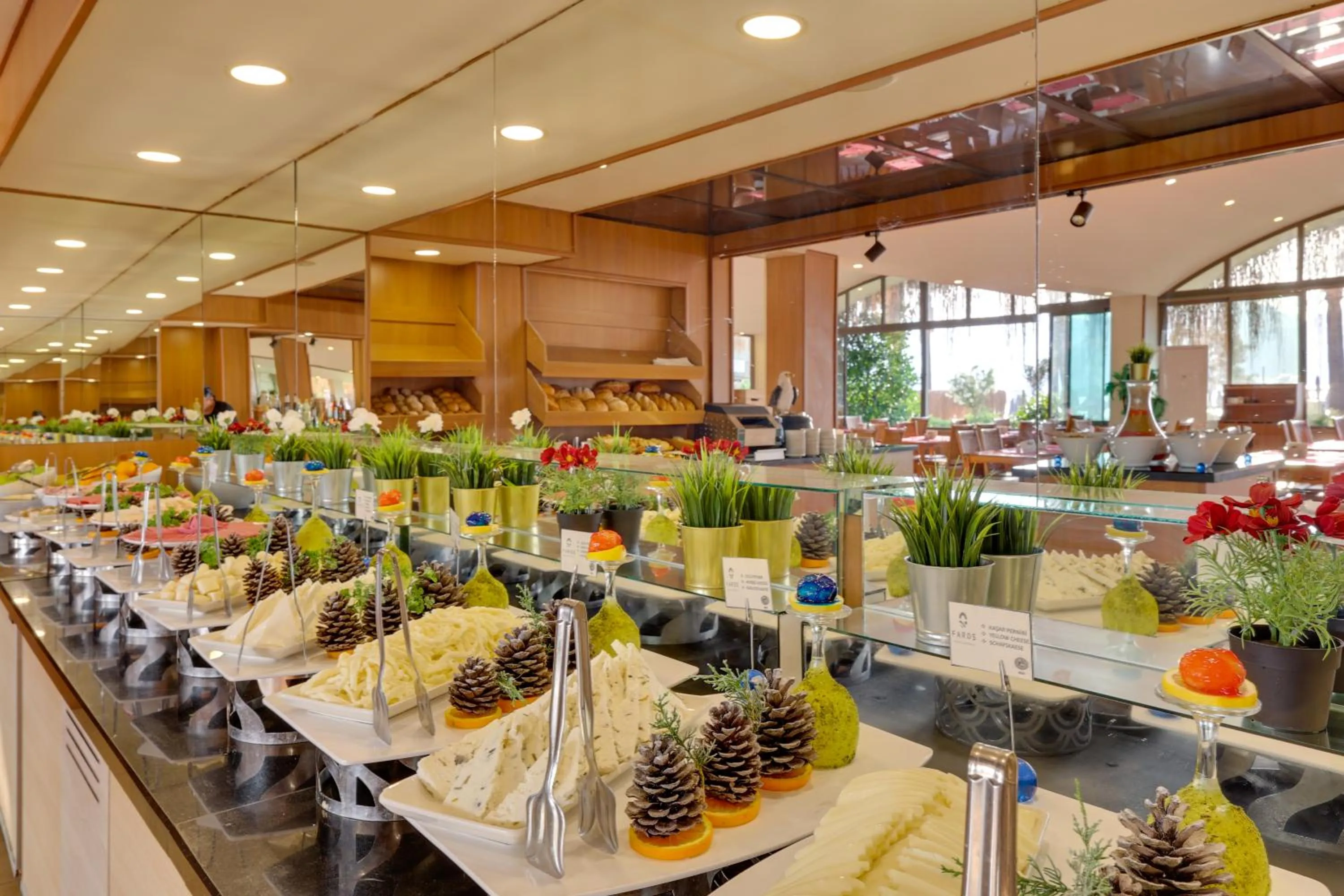 Restaurant/places to eat in Faros Premium Beach