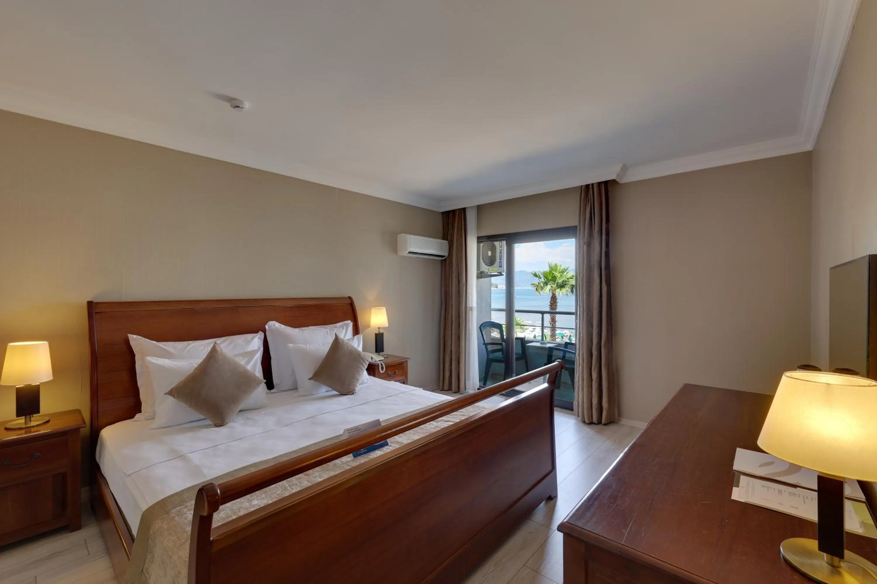 Suite with Sea View in Faros Premium Beach