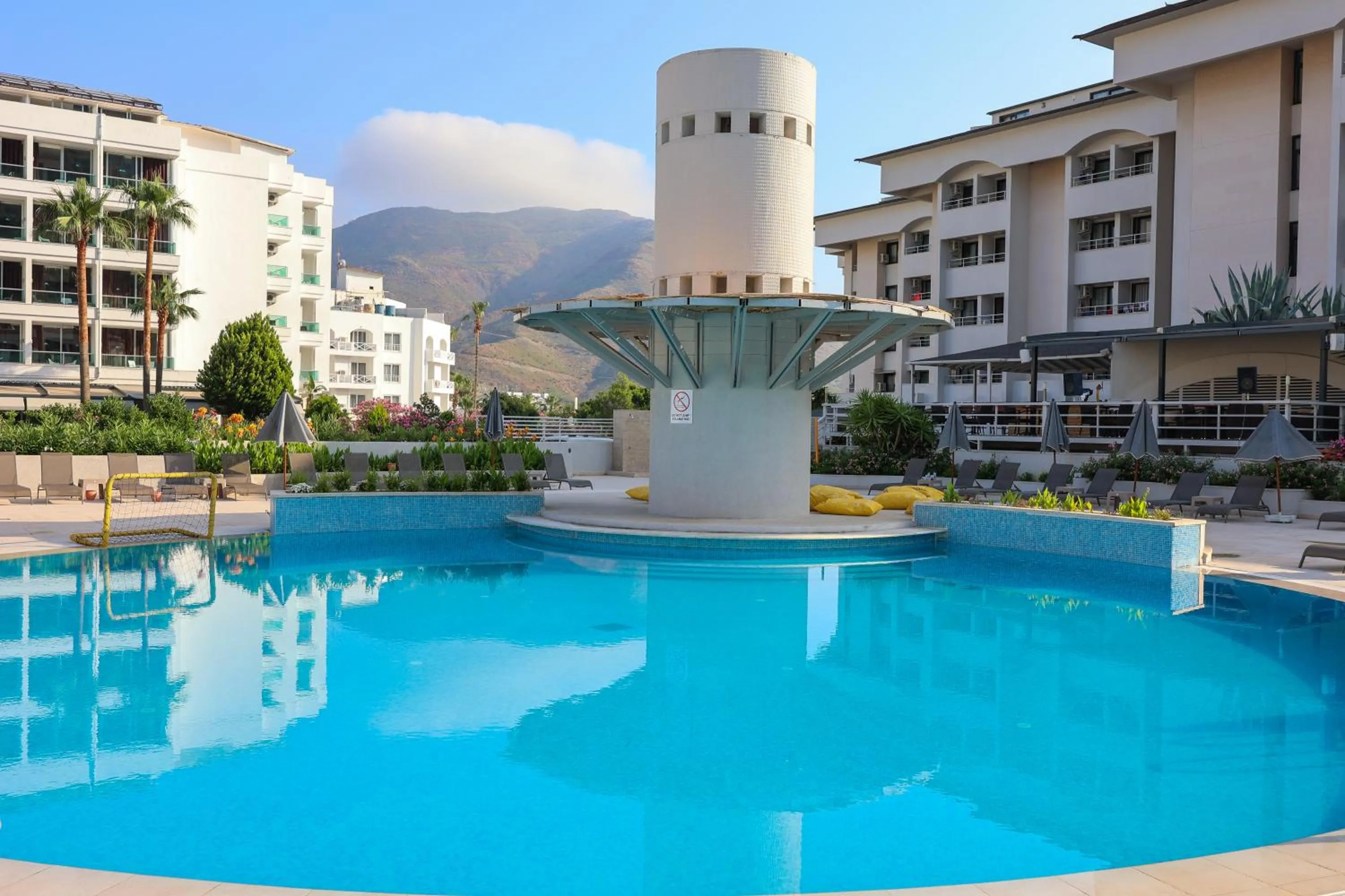 Swimming pool in Faros Premium Beach