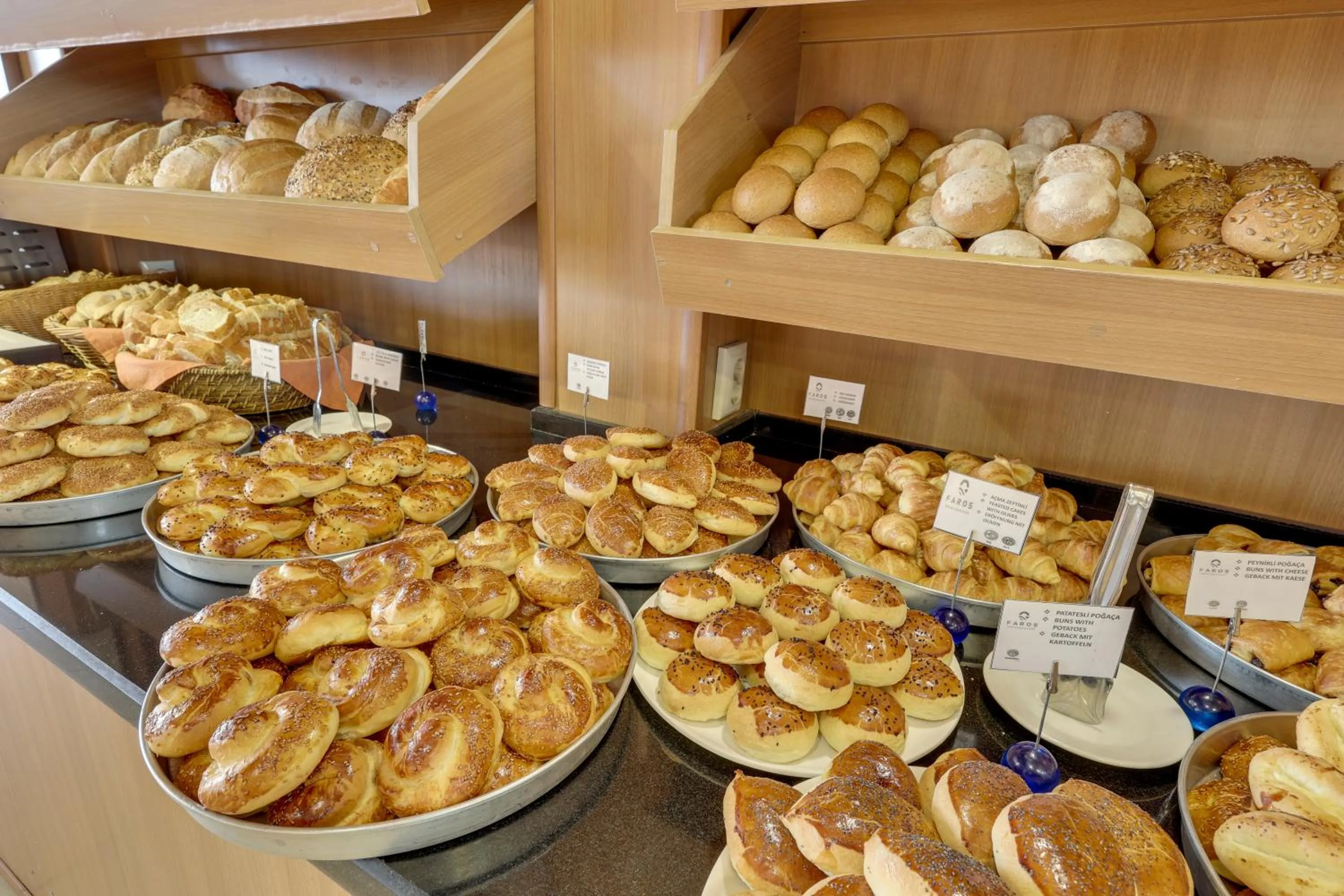 Restaurant/places to eat in Faros Premium Beach