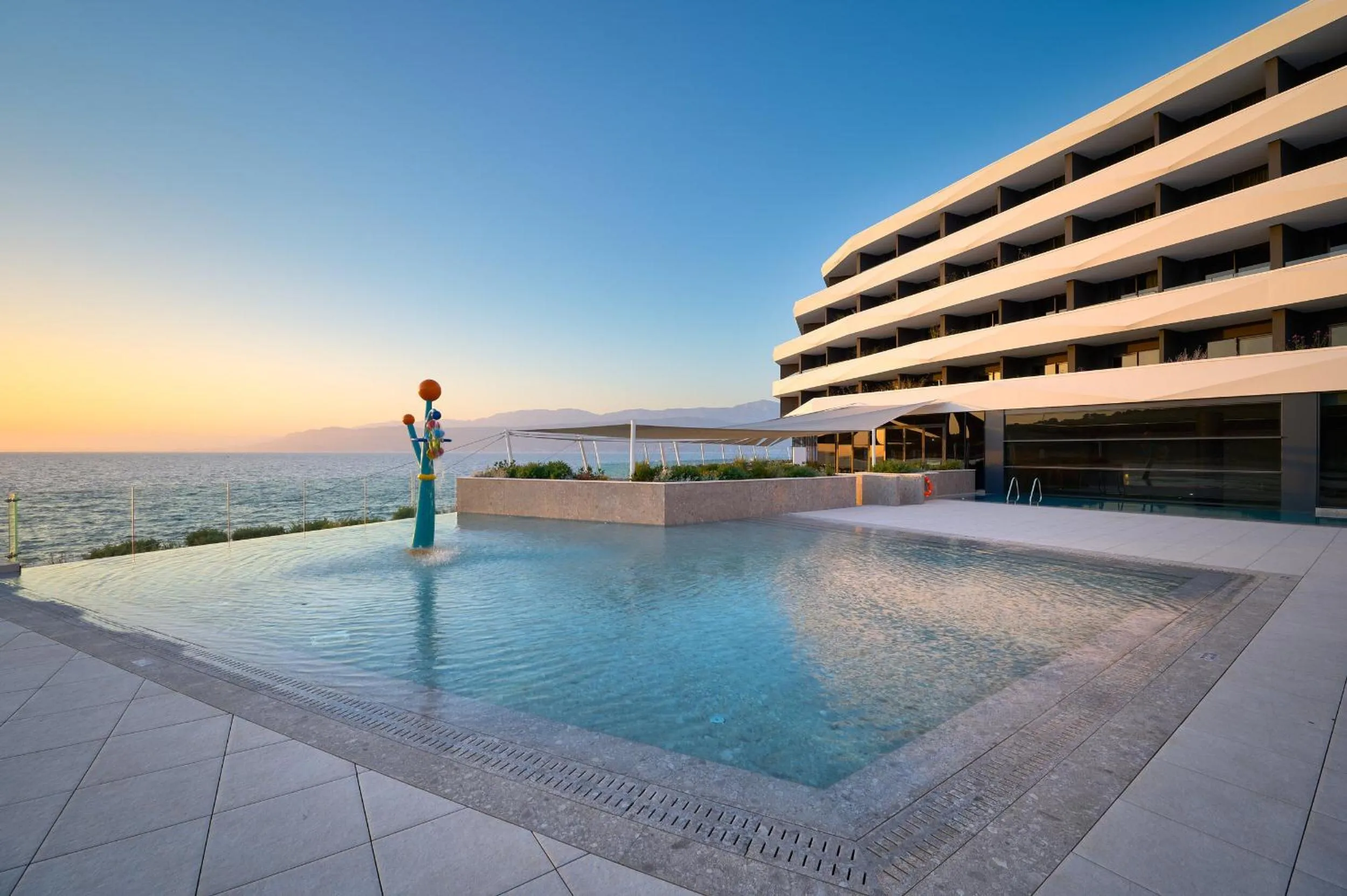 Swimming pool in Grand Hotel View