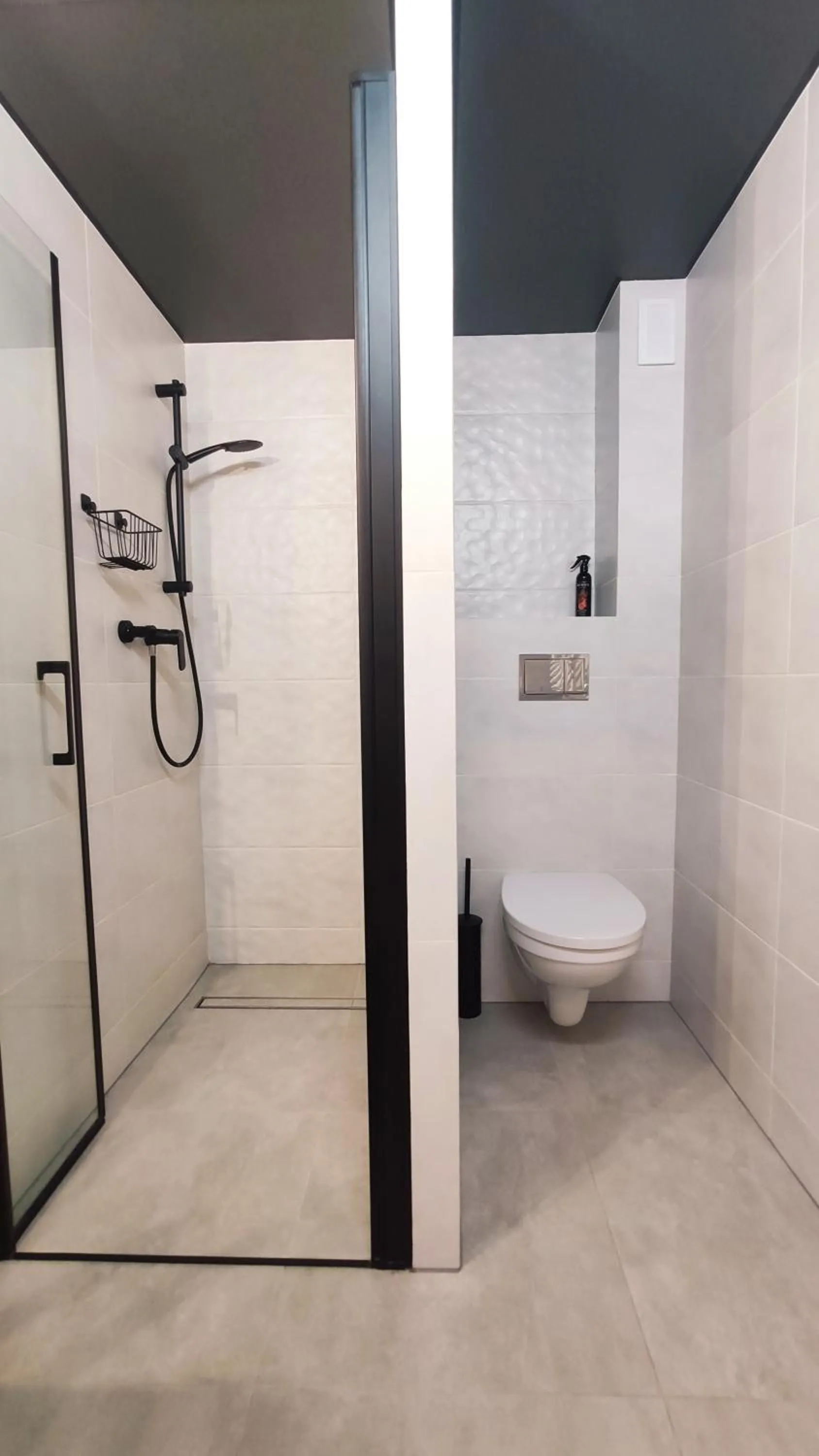 Bathroom in Starowislna 43 by Homeprime