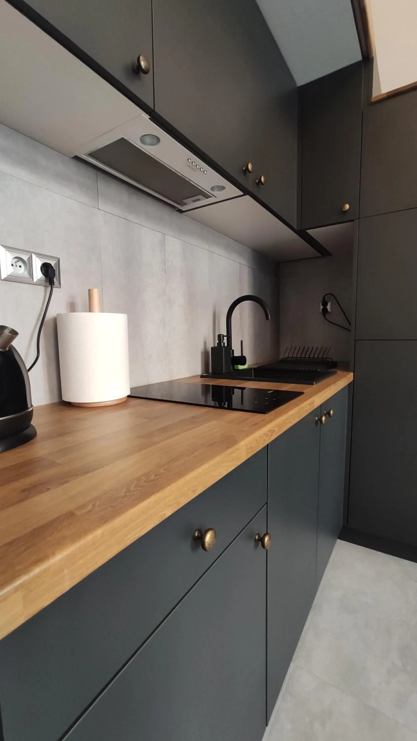 Kitchen or kitchenette in Starowislna 43 by Homeprime