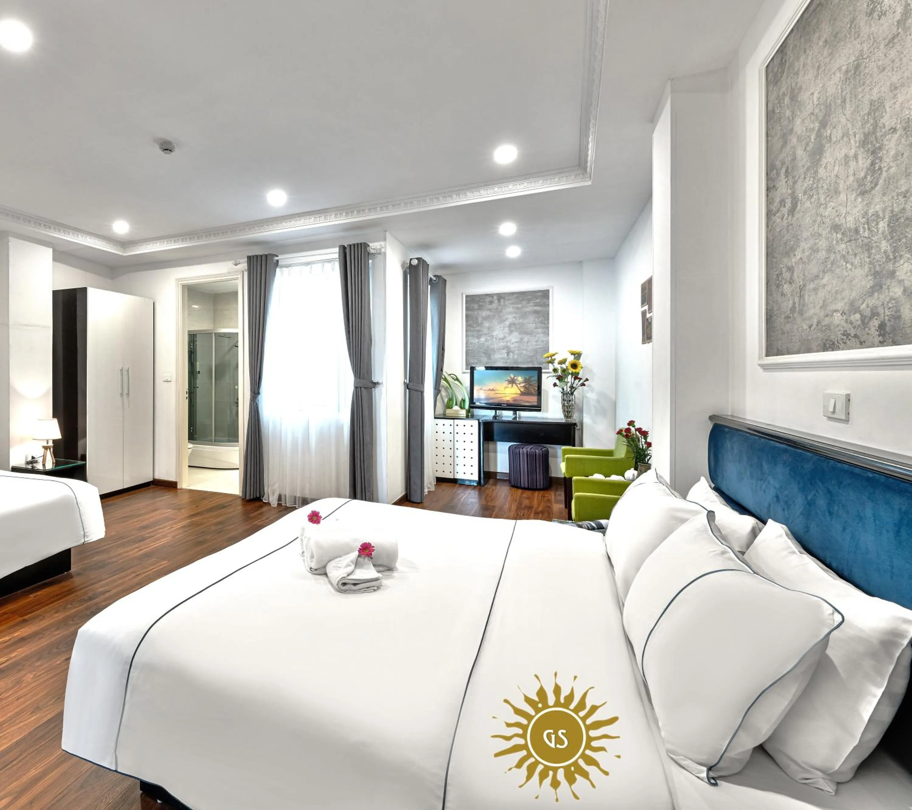 Bed in Golden Sun Hotel