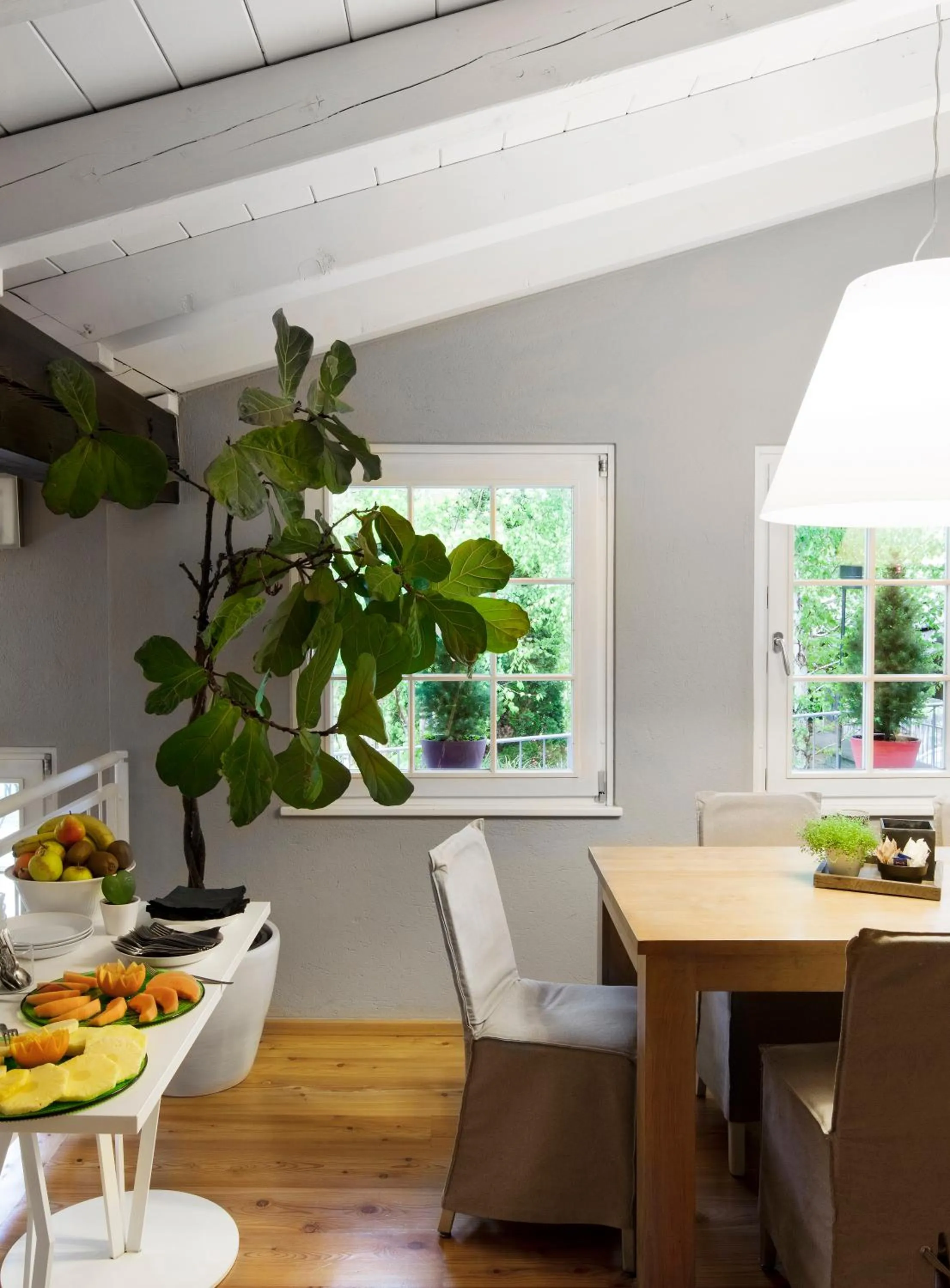 Day in Hotel Village