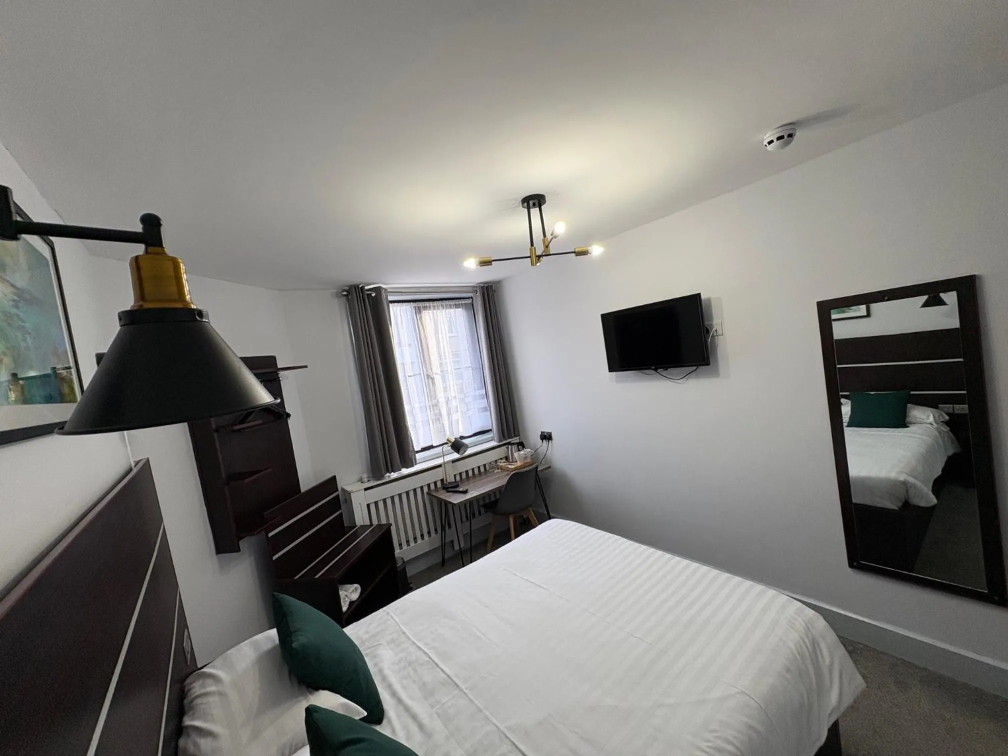 Bedroom, Bed in Best Western Ebbw Vale