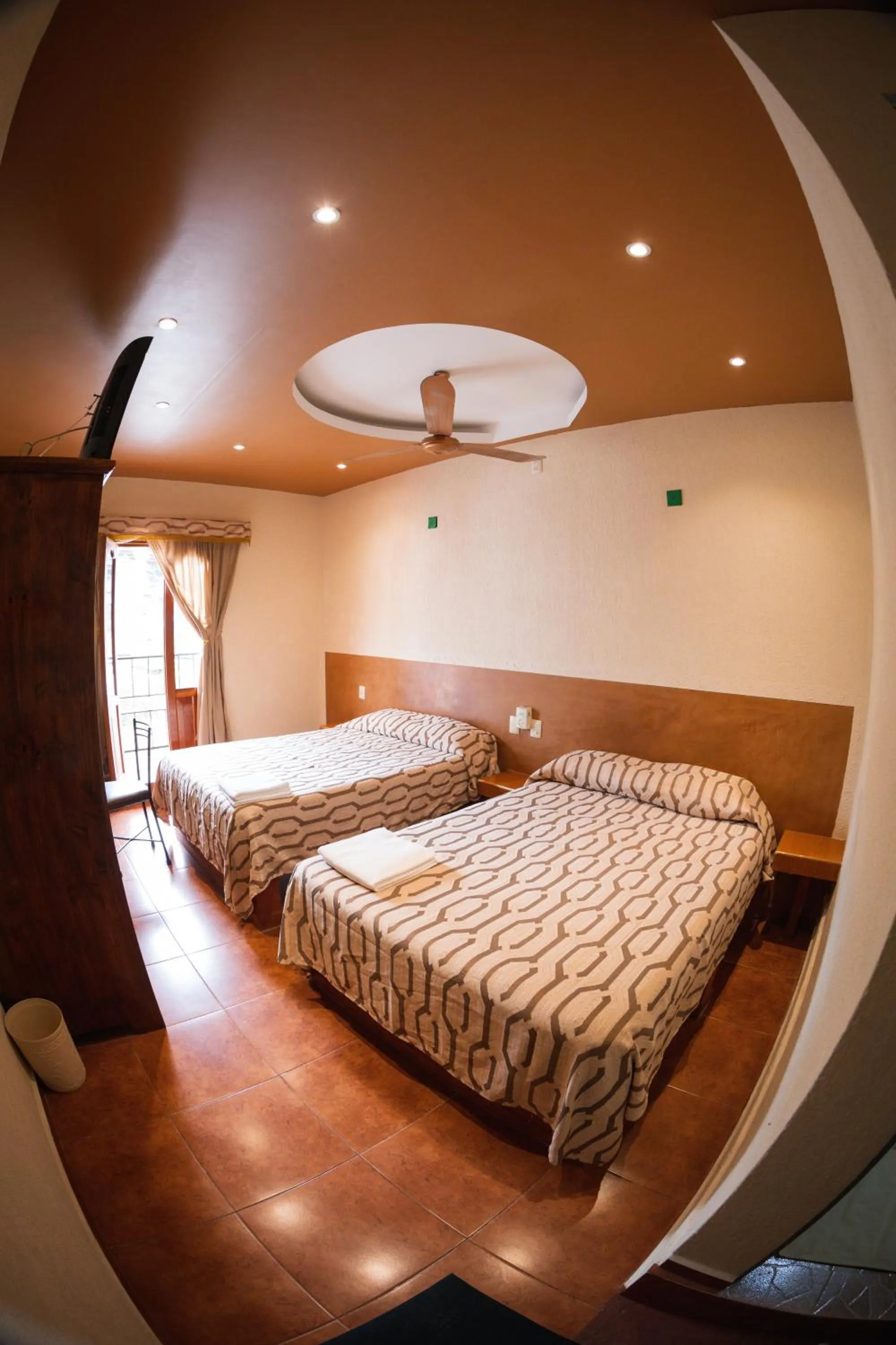 Hotel & Suites Posada Molina