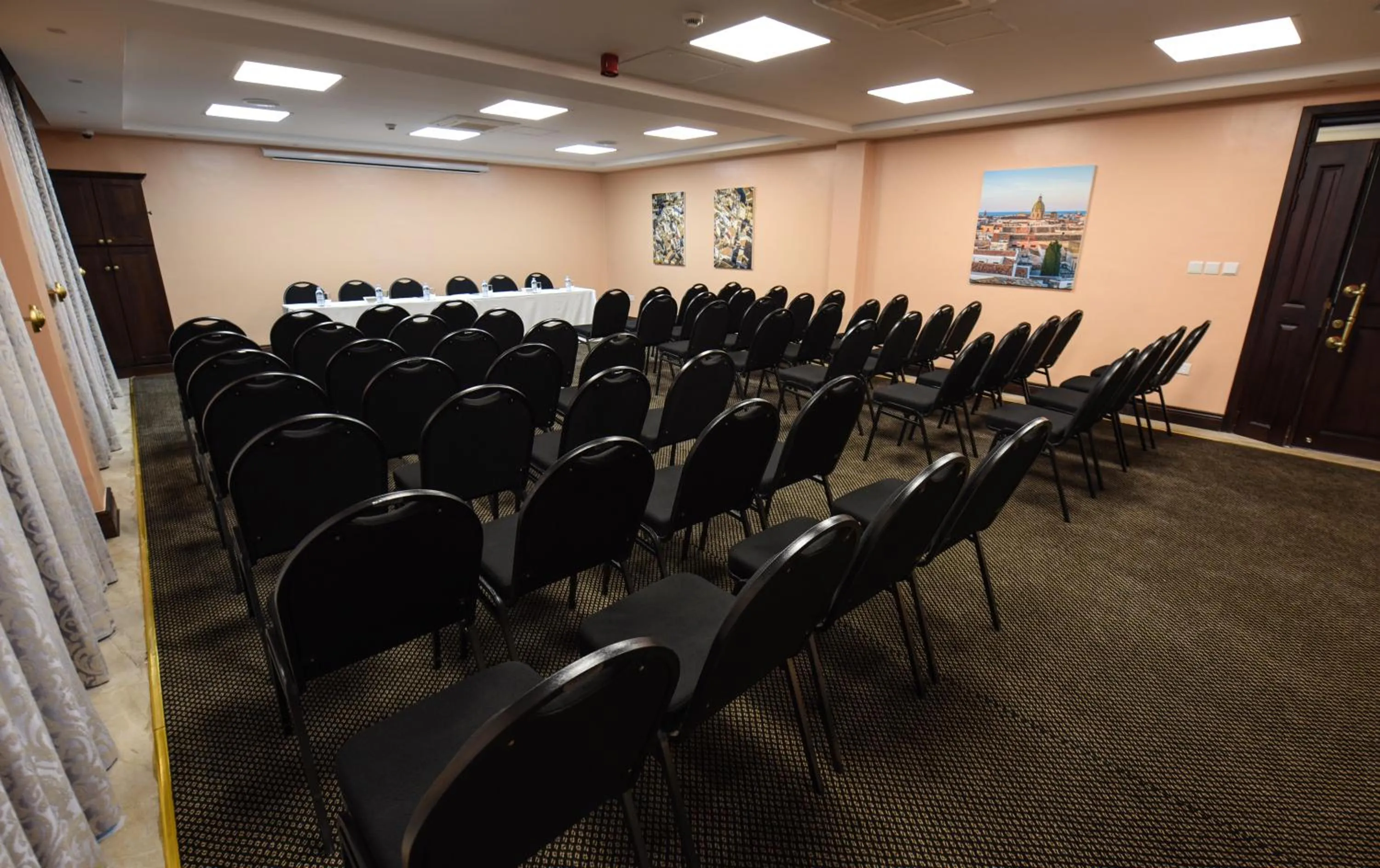 Meeting/conference room in Casa Solada Hotel