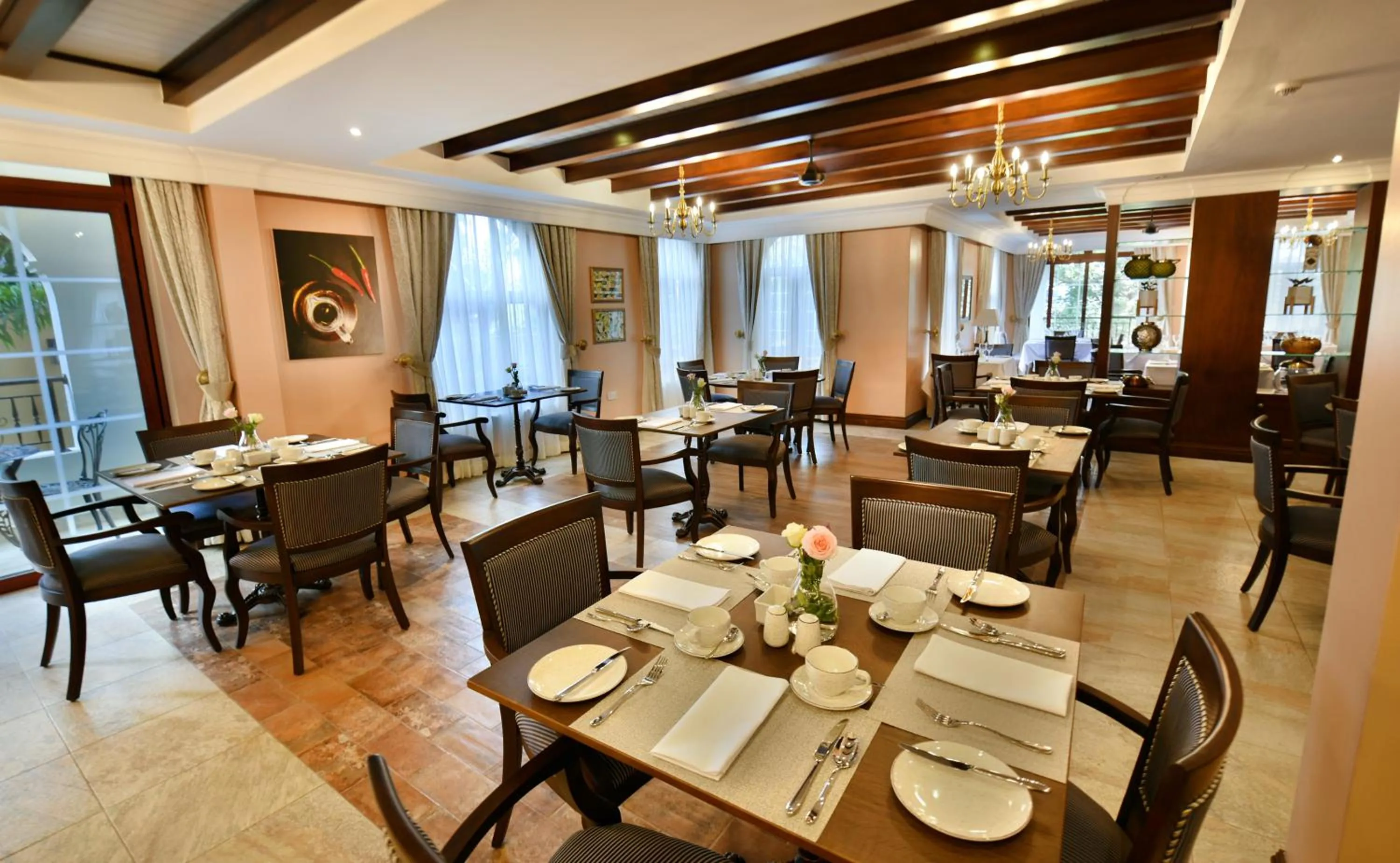 Restaurant/places to eat in Casa Solada Hotel