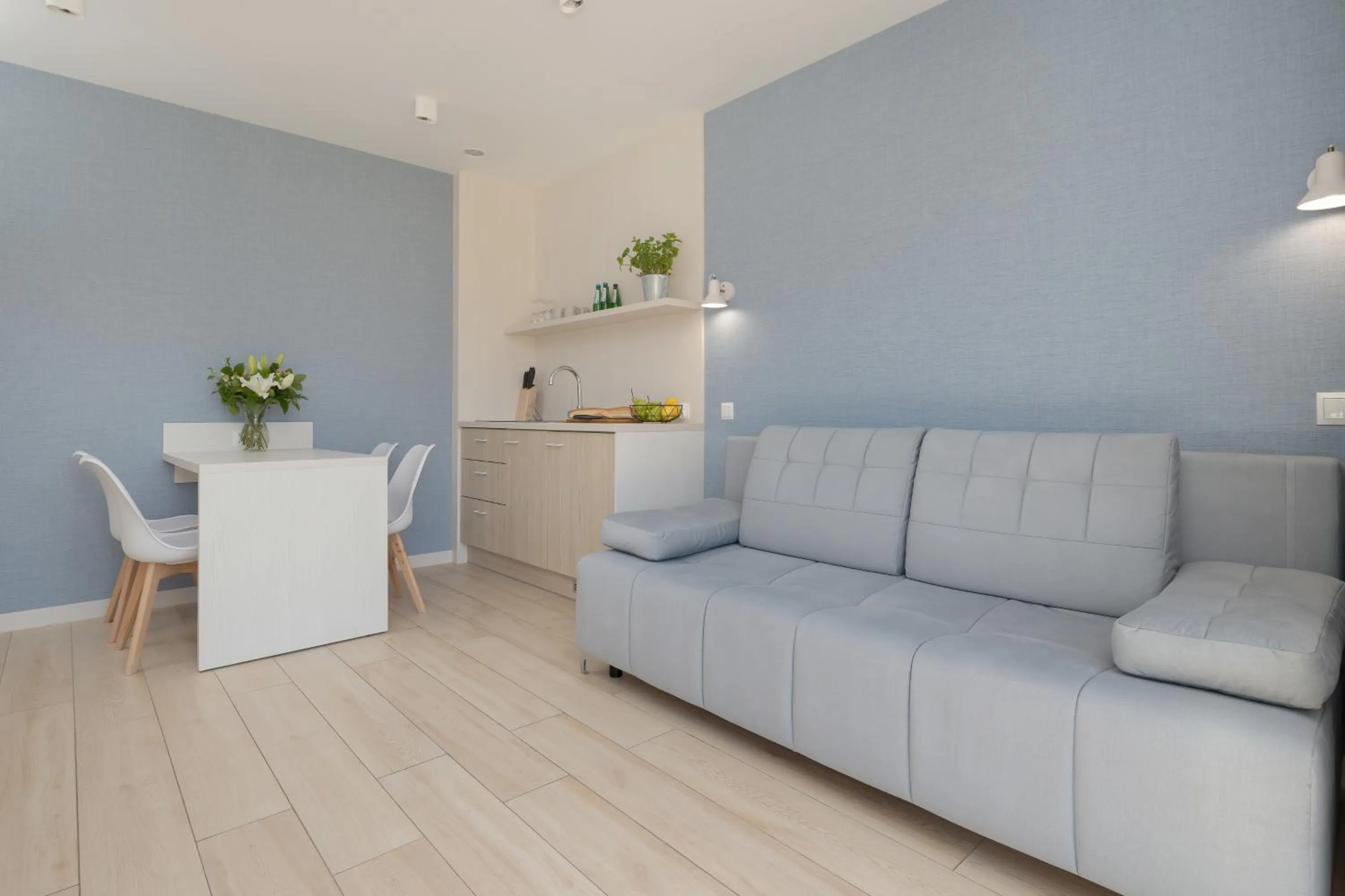 Communal lounge/ TV room in BURSZTYN - BERNSTEIN APARTMENTS