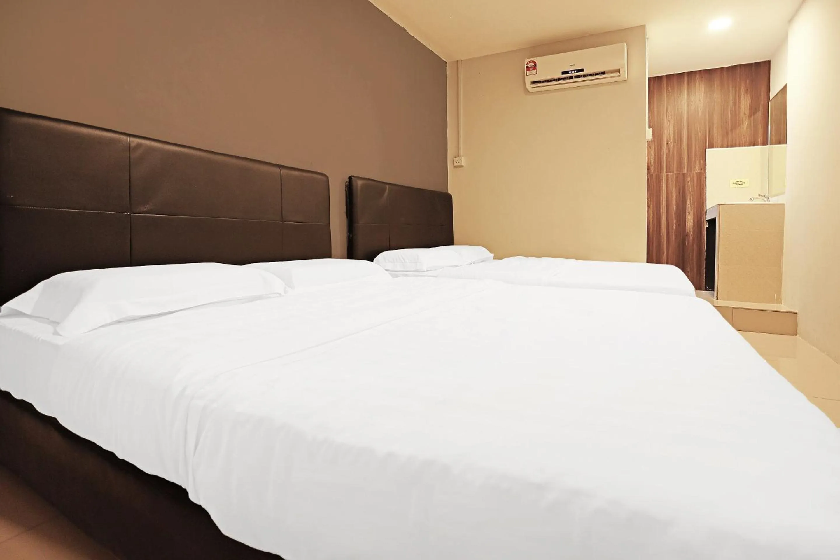 Bedroom, Bed in Hotel O Marina World