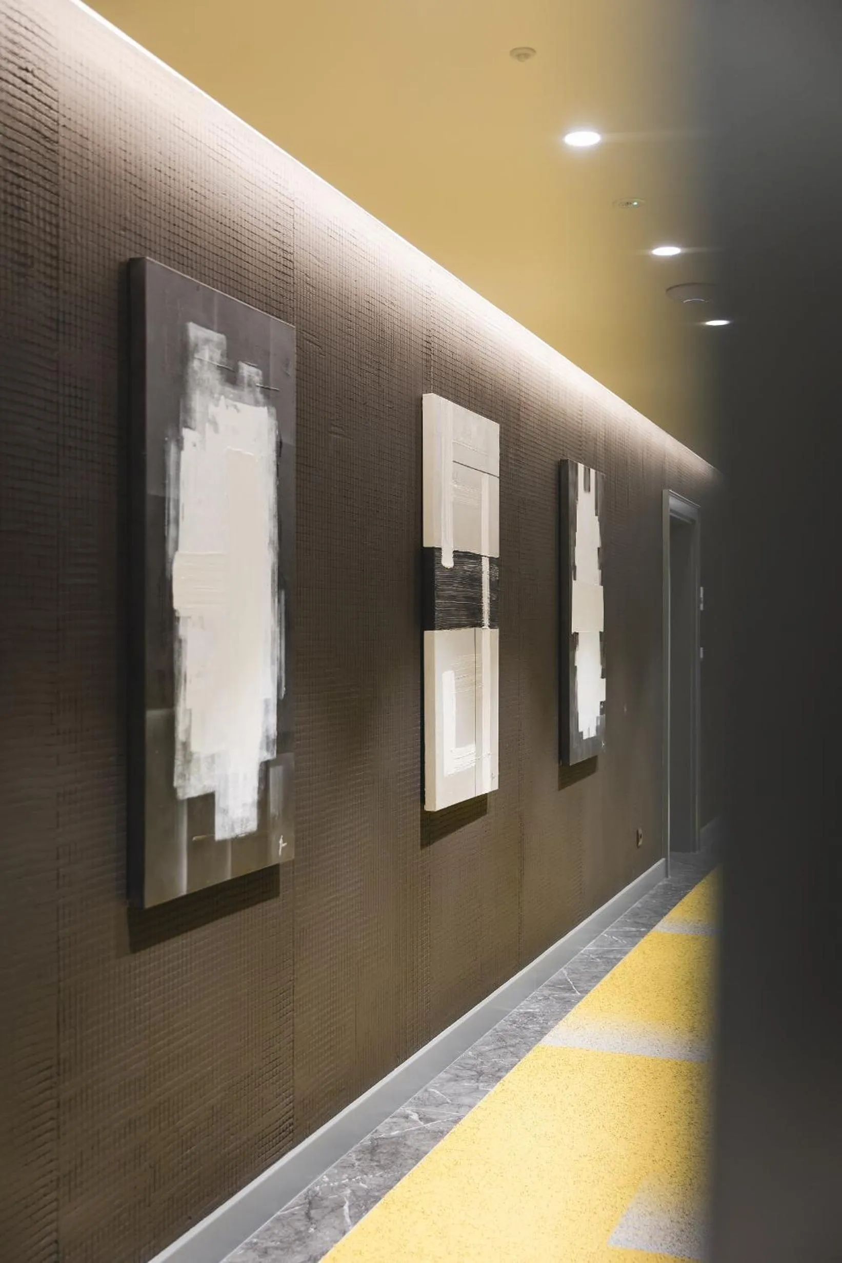 Area and facilities in SIGNUM Hotel