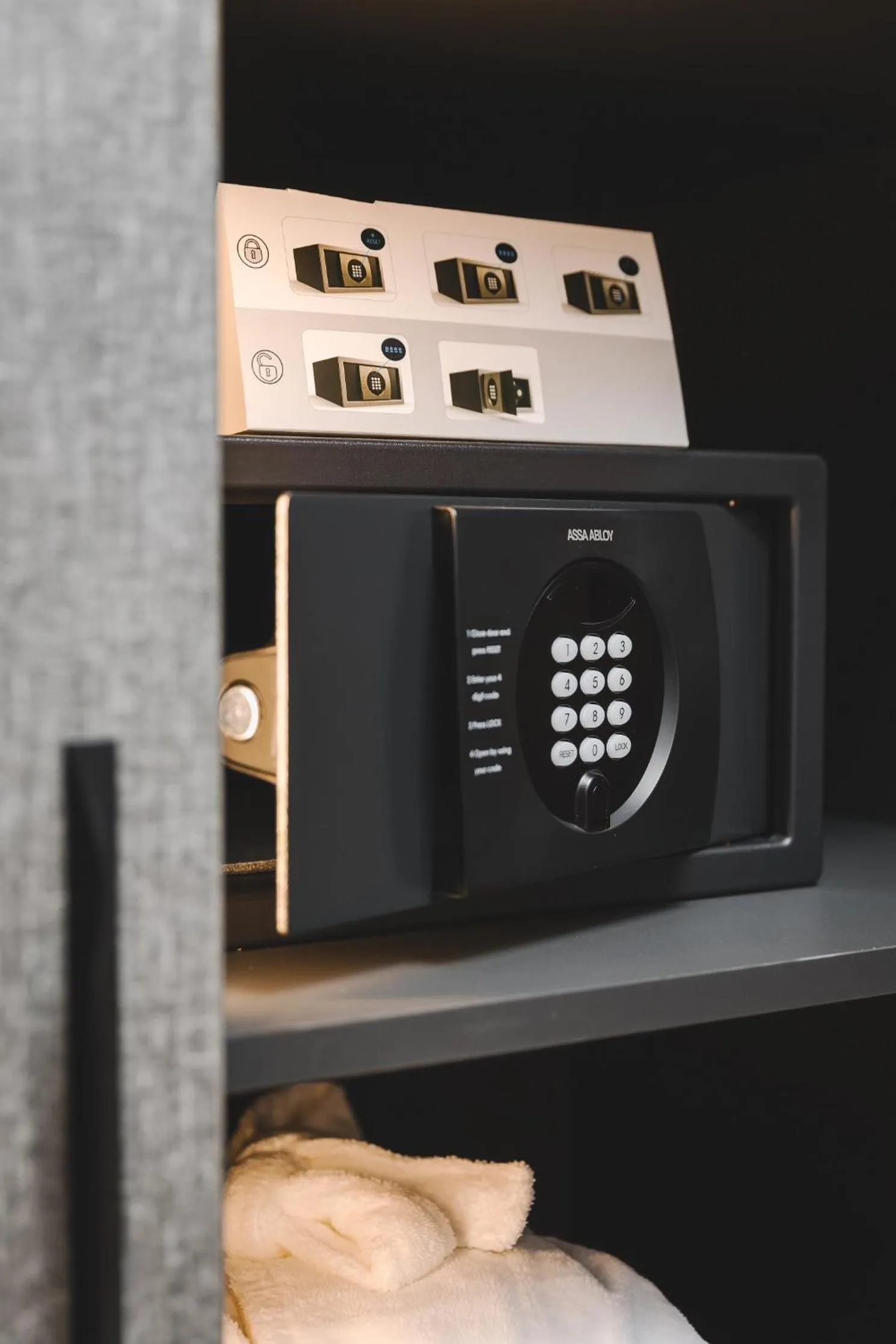 safe in SIGNUM Hotel