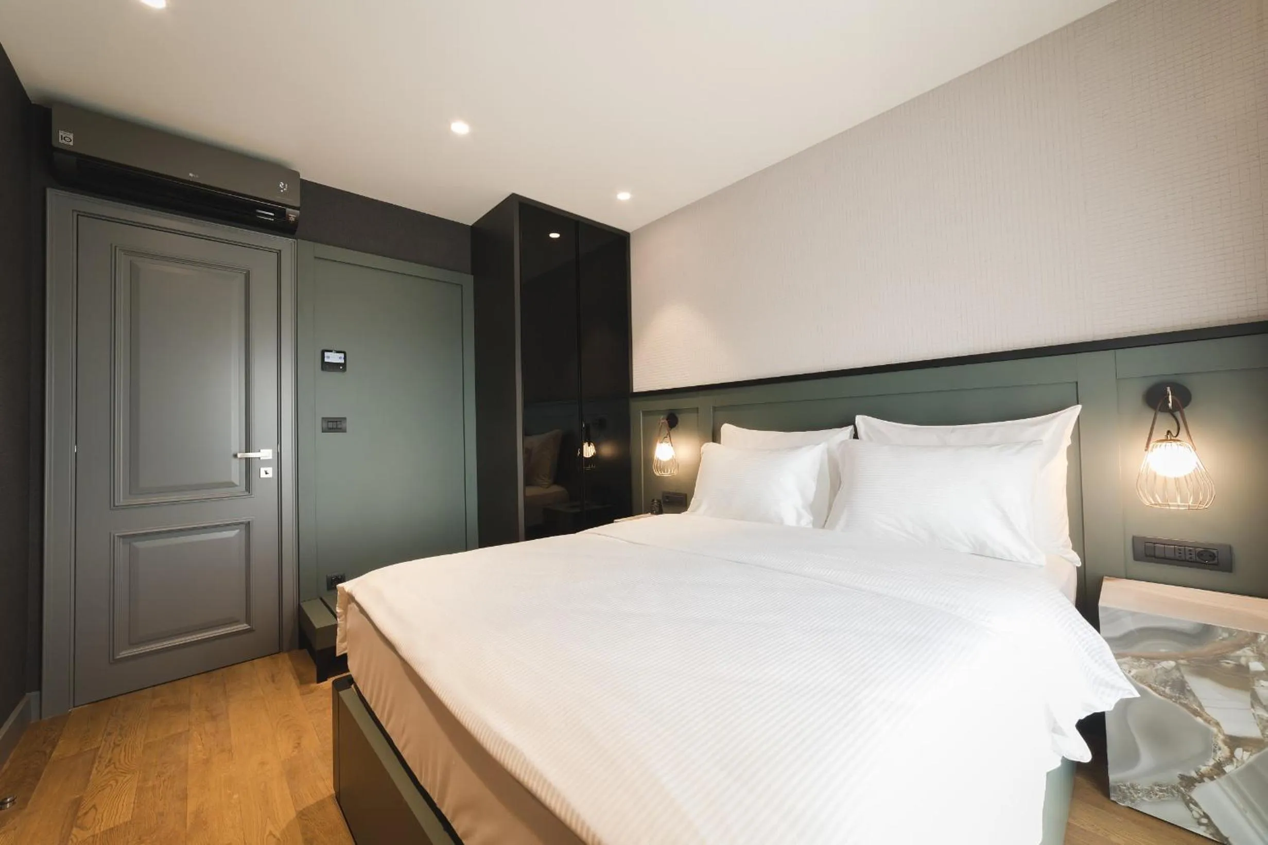 Bedroom, Bed in SIGNUM Hotel