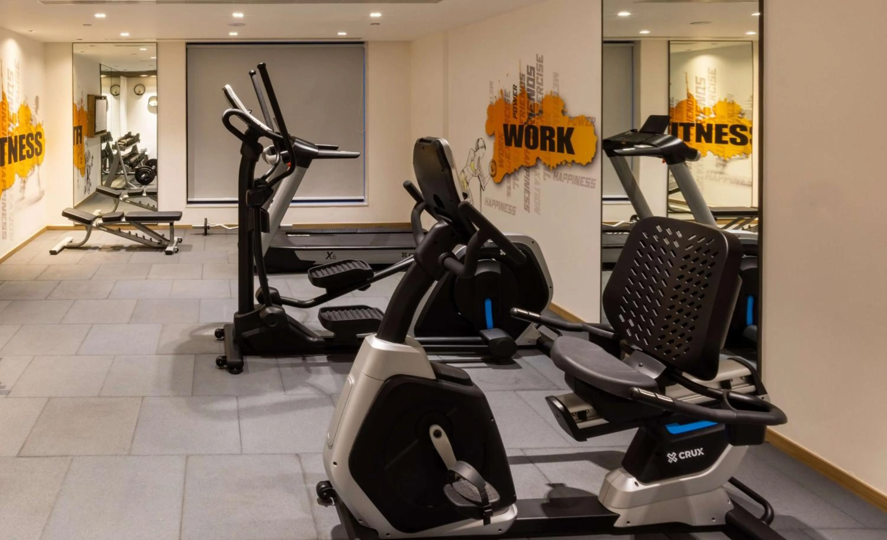 Fitness centre/facilities in Park Inn by Radisson Surat