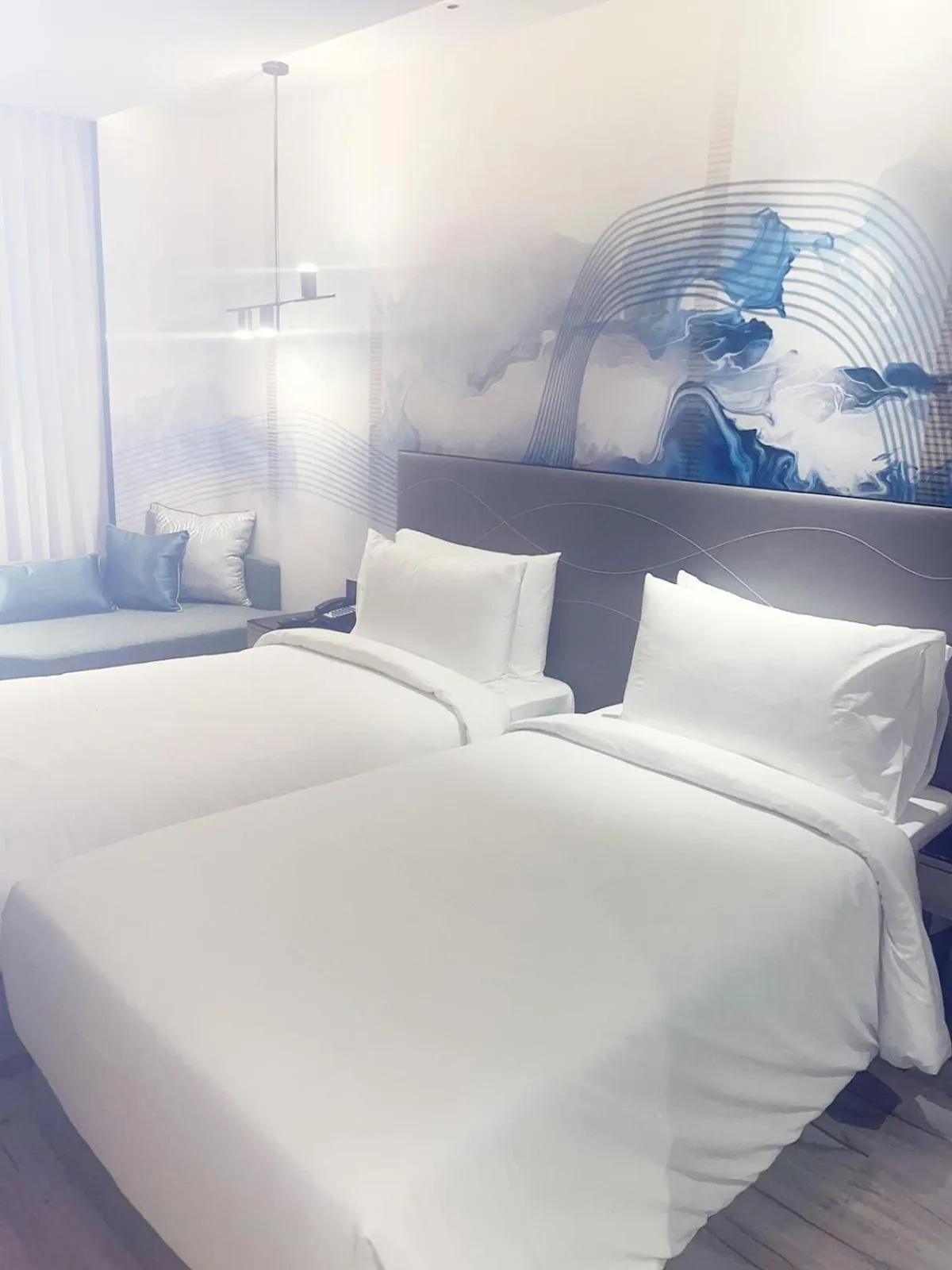 Bed in Park Inn by Radisson Surat