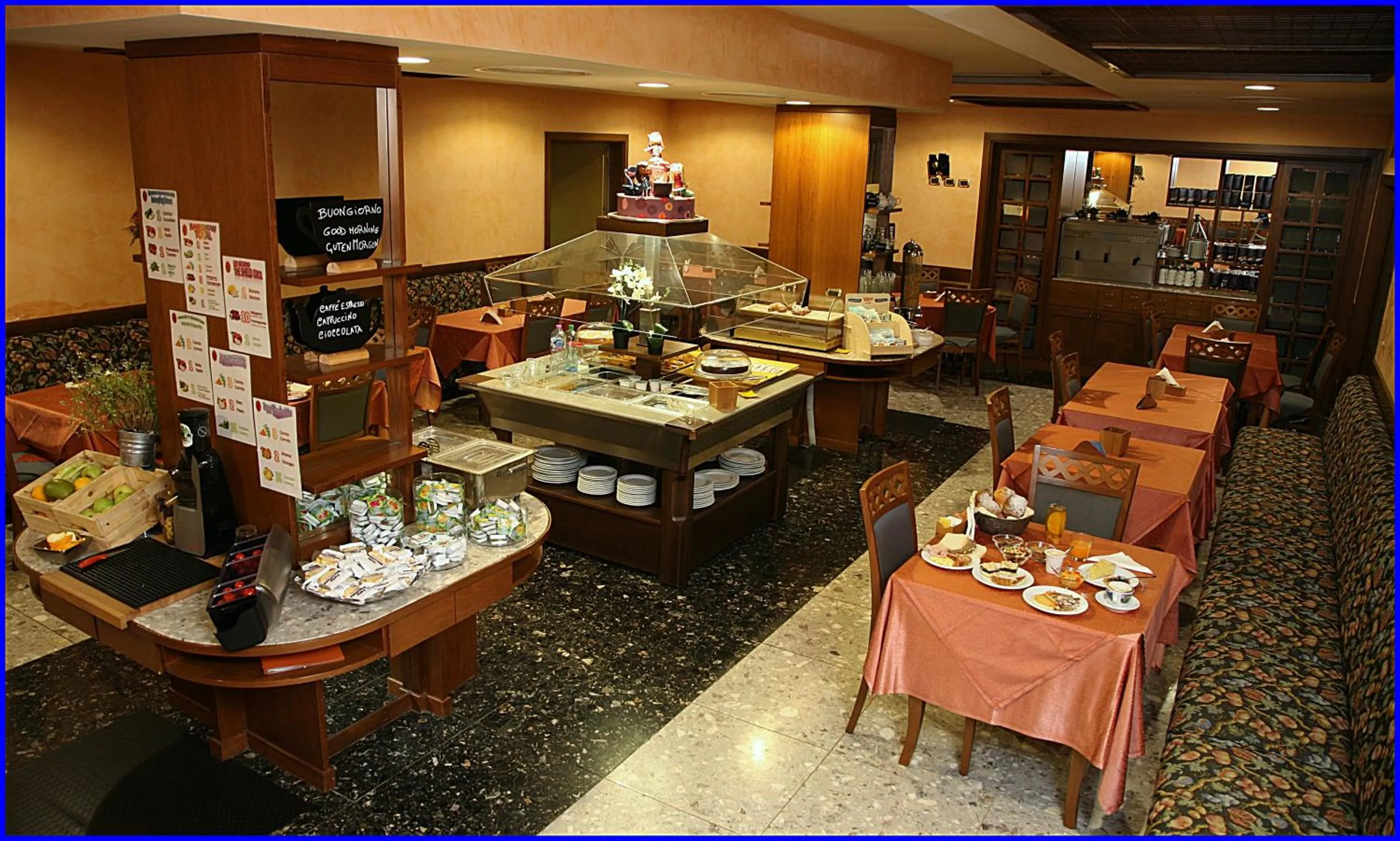 Restaurant/places to eat in Hotel Meeting