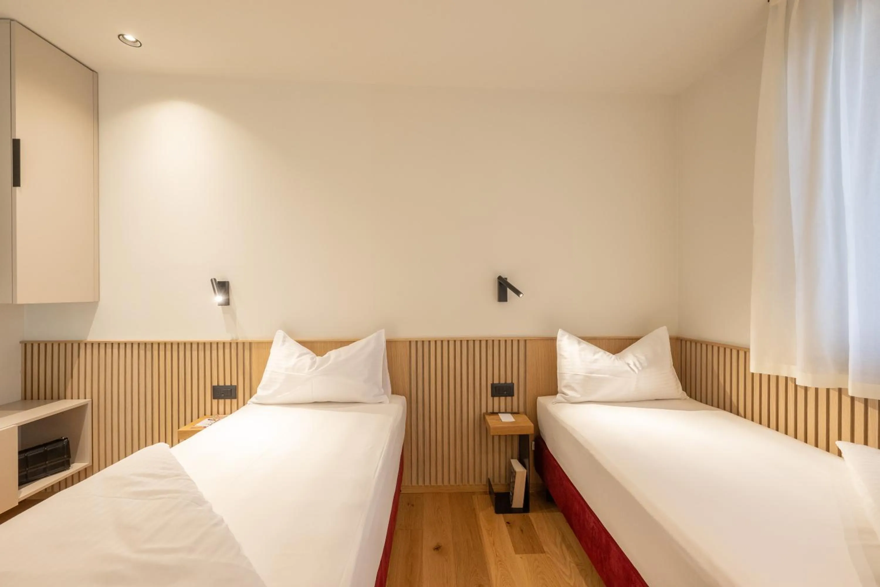 Bedroom, Bed in Etra Suites & Apartments