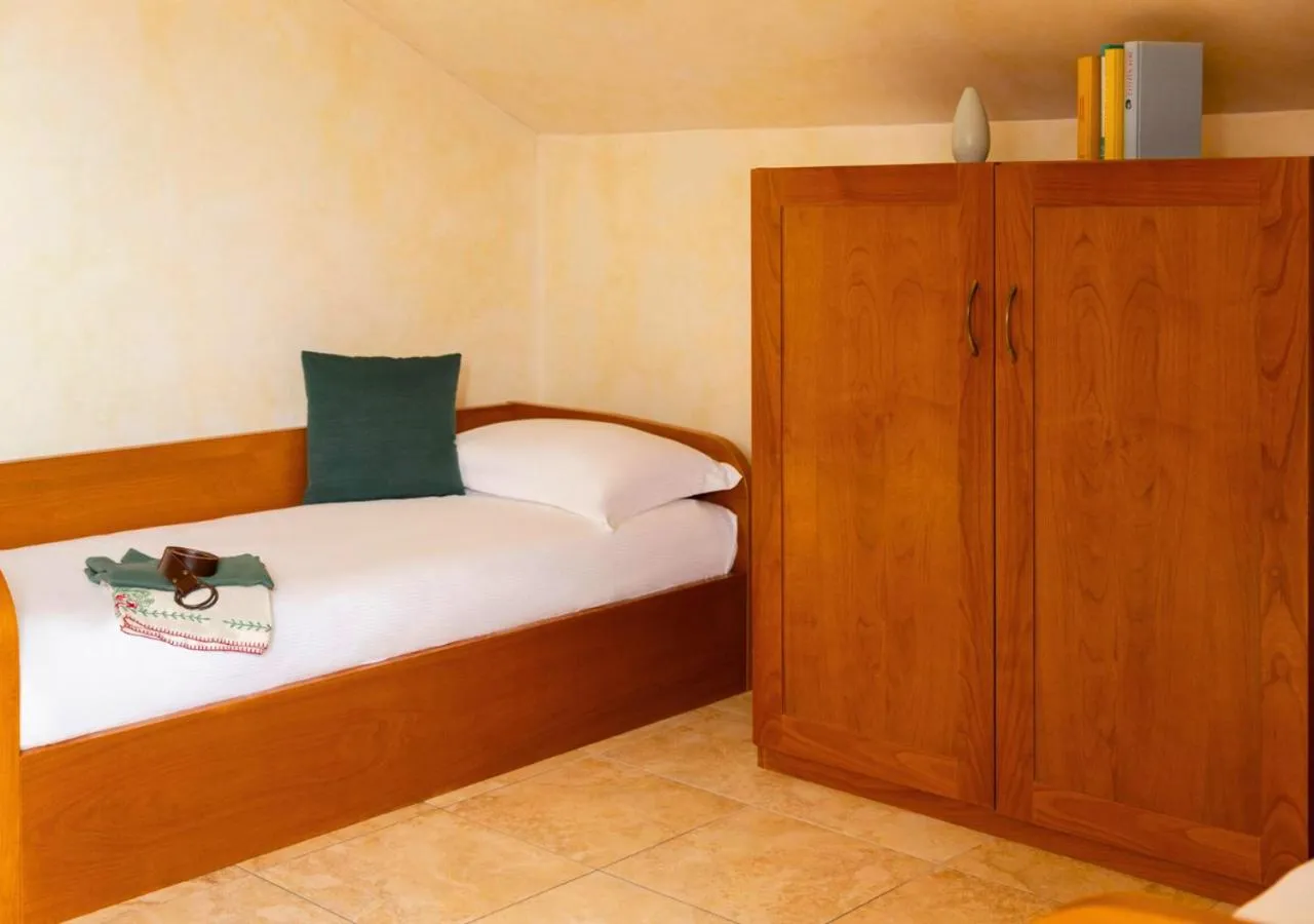 Living room, Bed in Hotel & Residence Venezia 2000