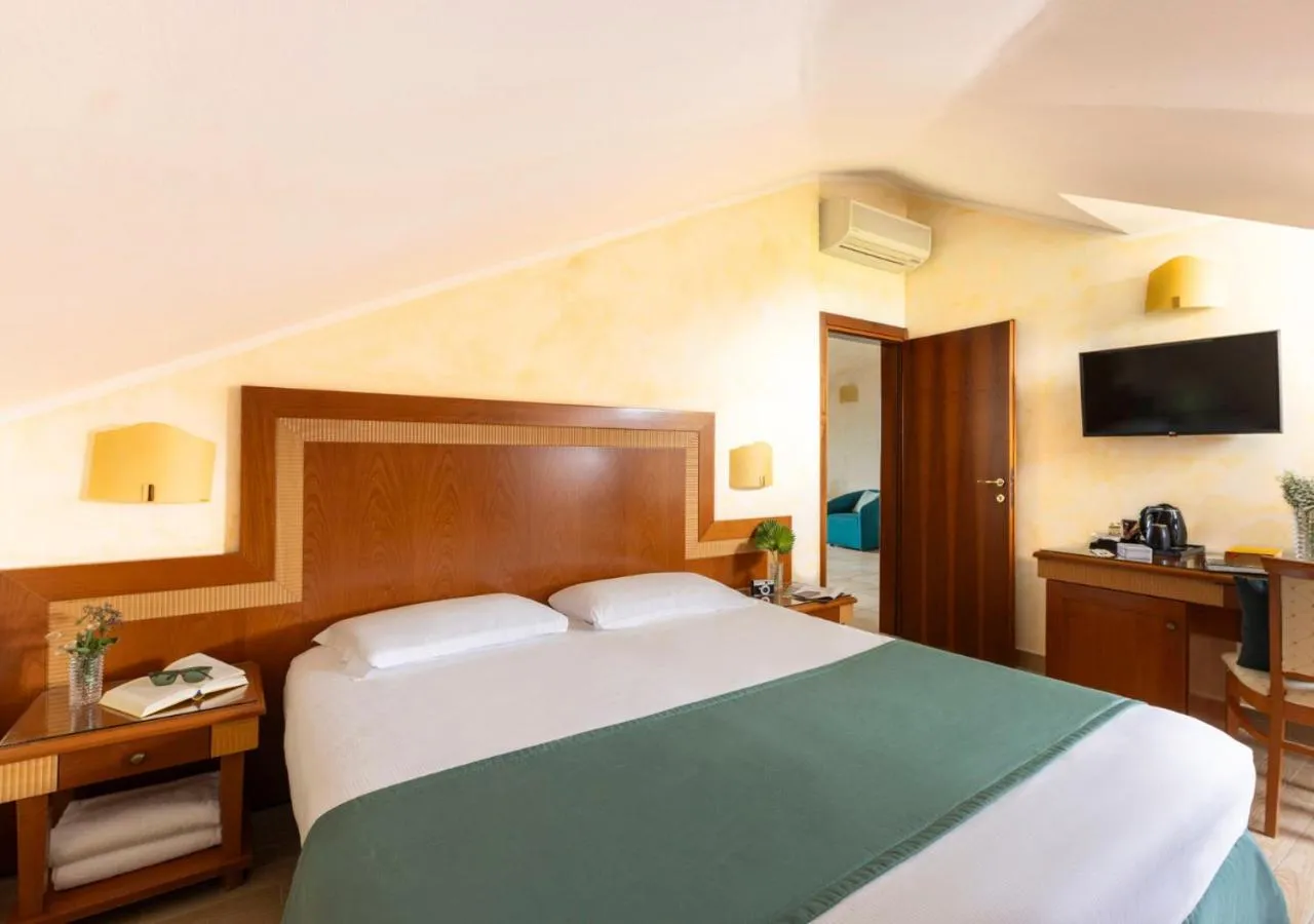 Bedroom, Bed in Hotel & Residence Venezia 2000