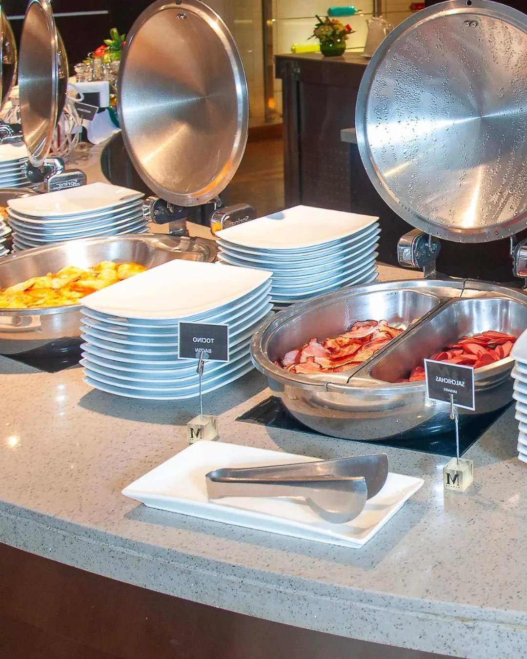 Sol de Oro Hotel & Suites