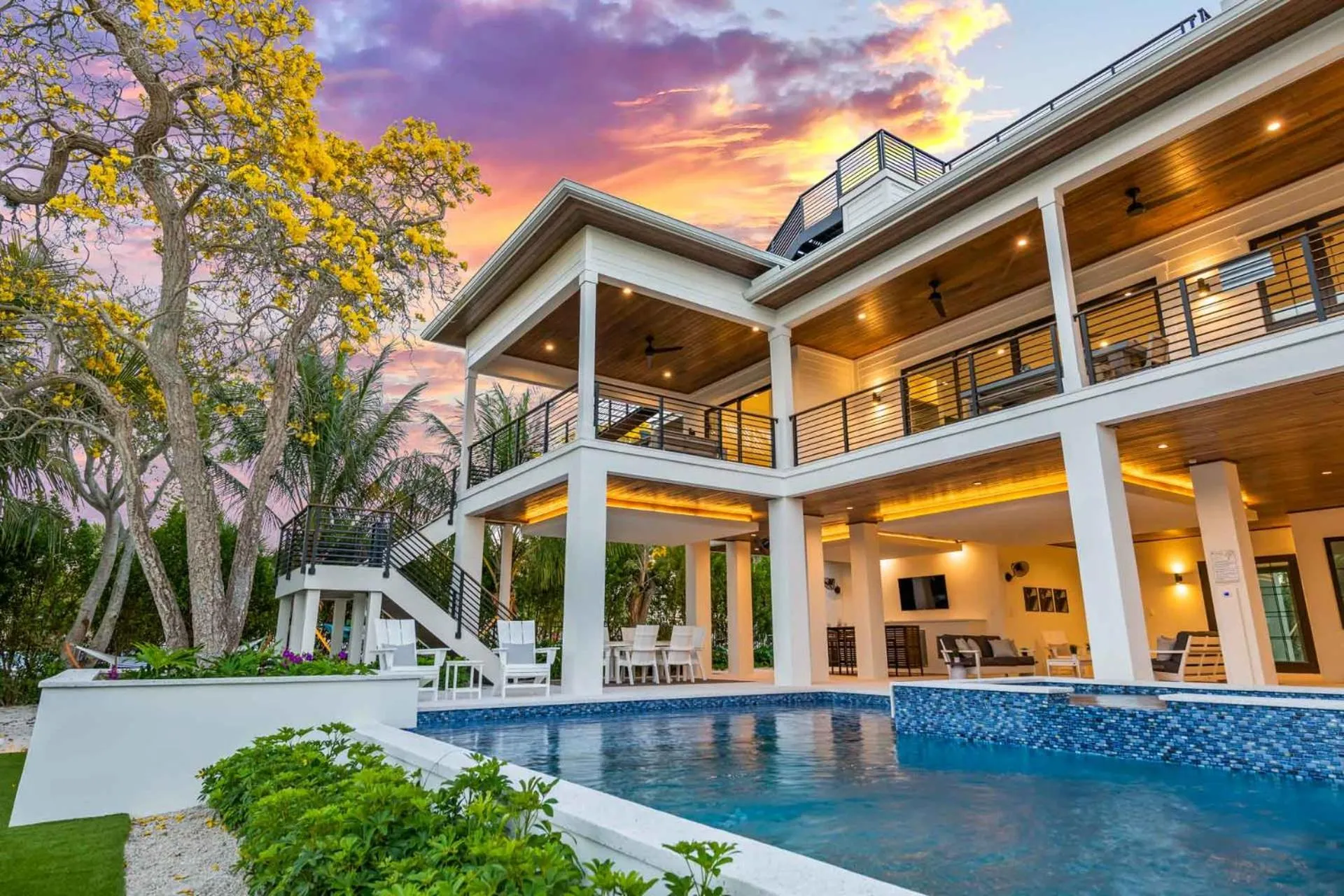 Property building in The Ringling Estate