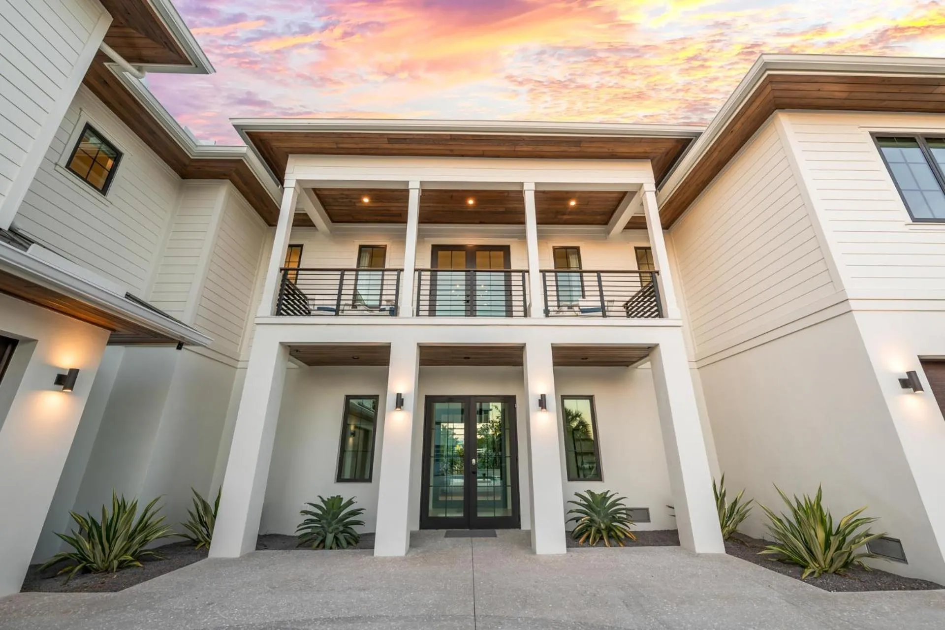 Property building in The Ringling Estate