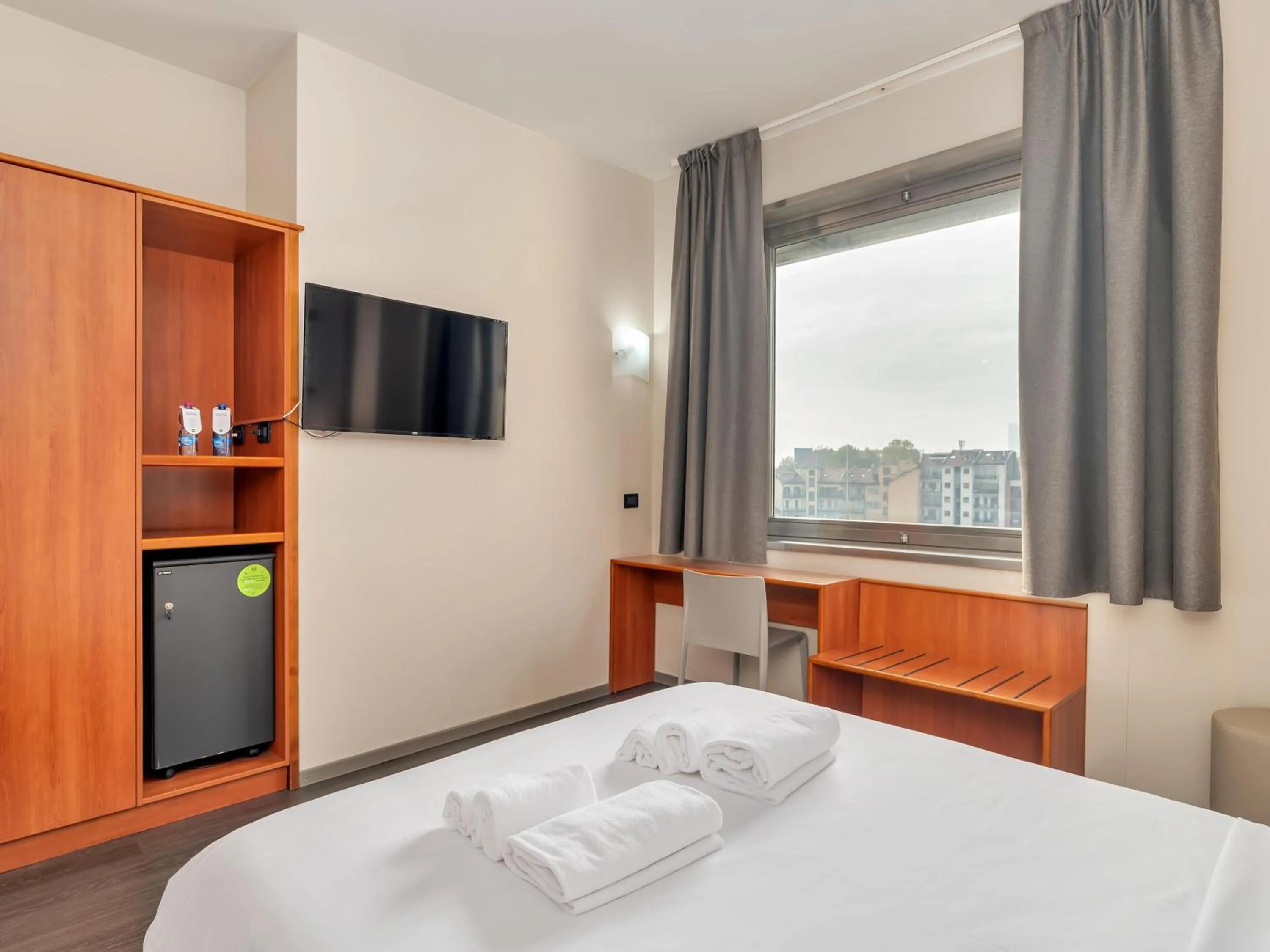 Photo of the whole room, Bed in B&B Hotel Torino President