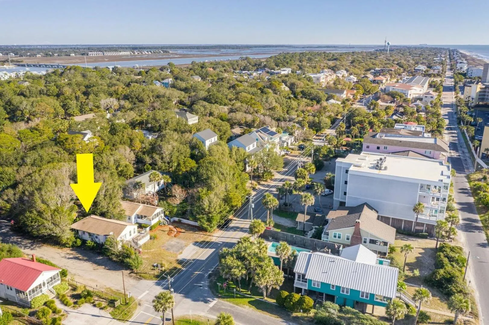 222 W Ashley - Sea Breeze - Minutes to the Ocean and Downtown Folly Beach