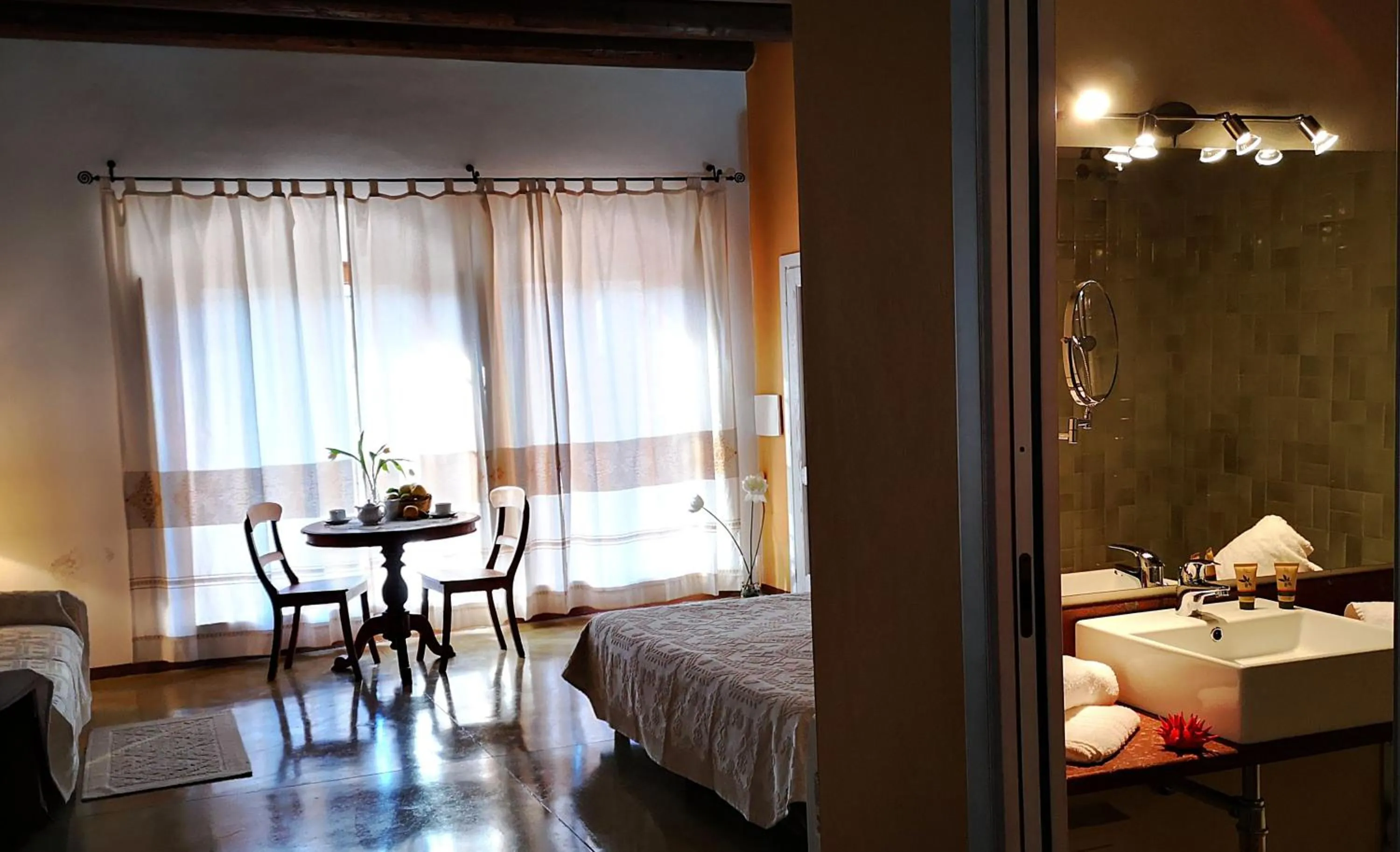 Photo of the whole room, Bed in Corte Fiorita Albergo Diffuso