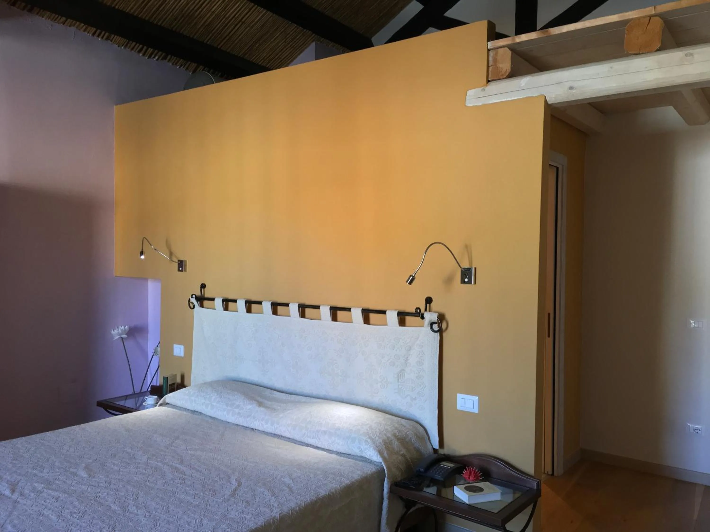 Bedroom, Bed in Corte Fiorita Albergo Diffuso