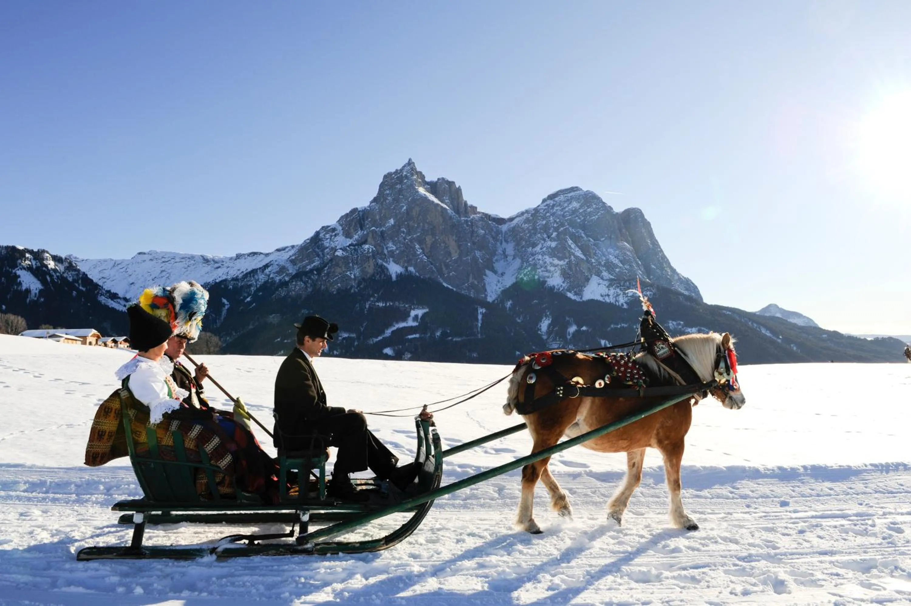 Winter in Hotel Emmy - five elements