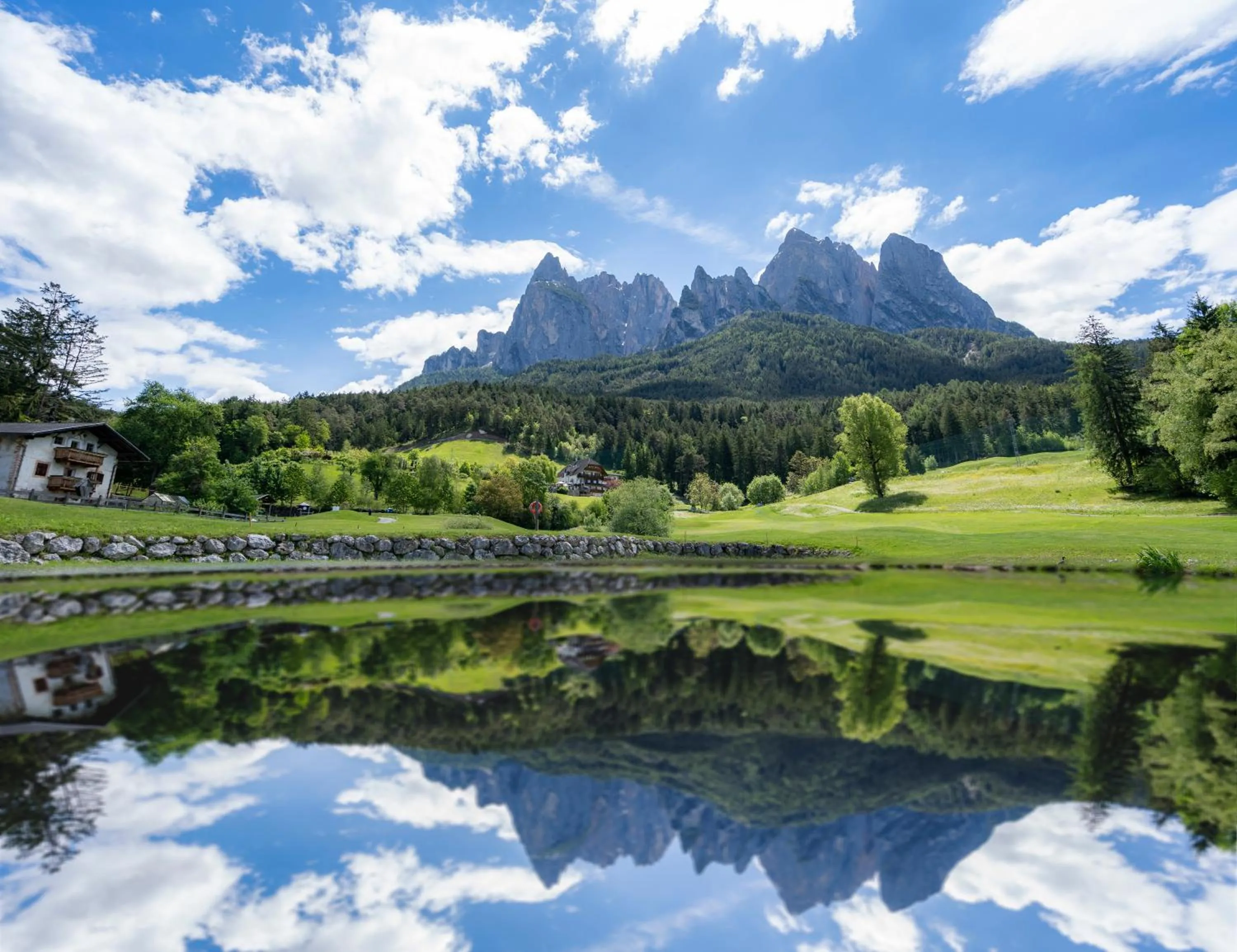 Golfcourse in Hotel Emmy - five elements