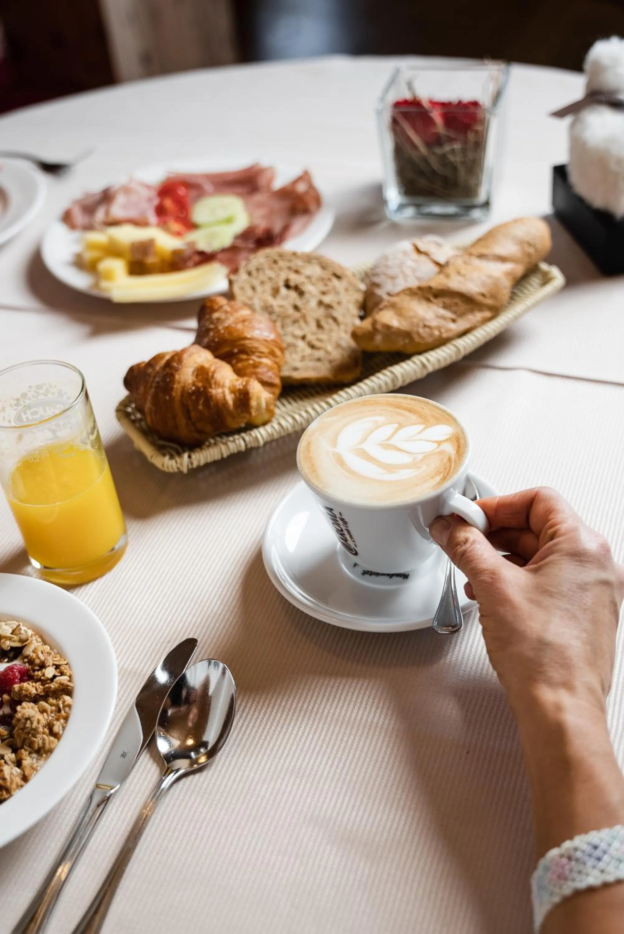 Breakfast in Hotel Emmy - five elements