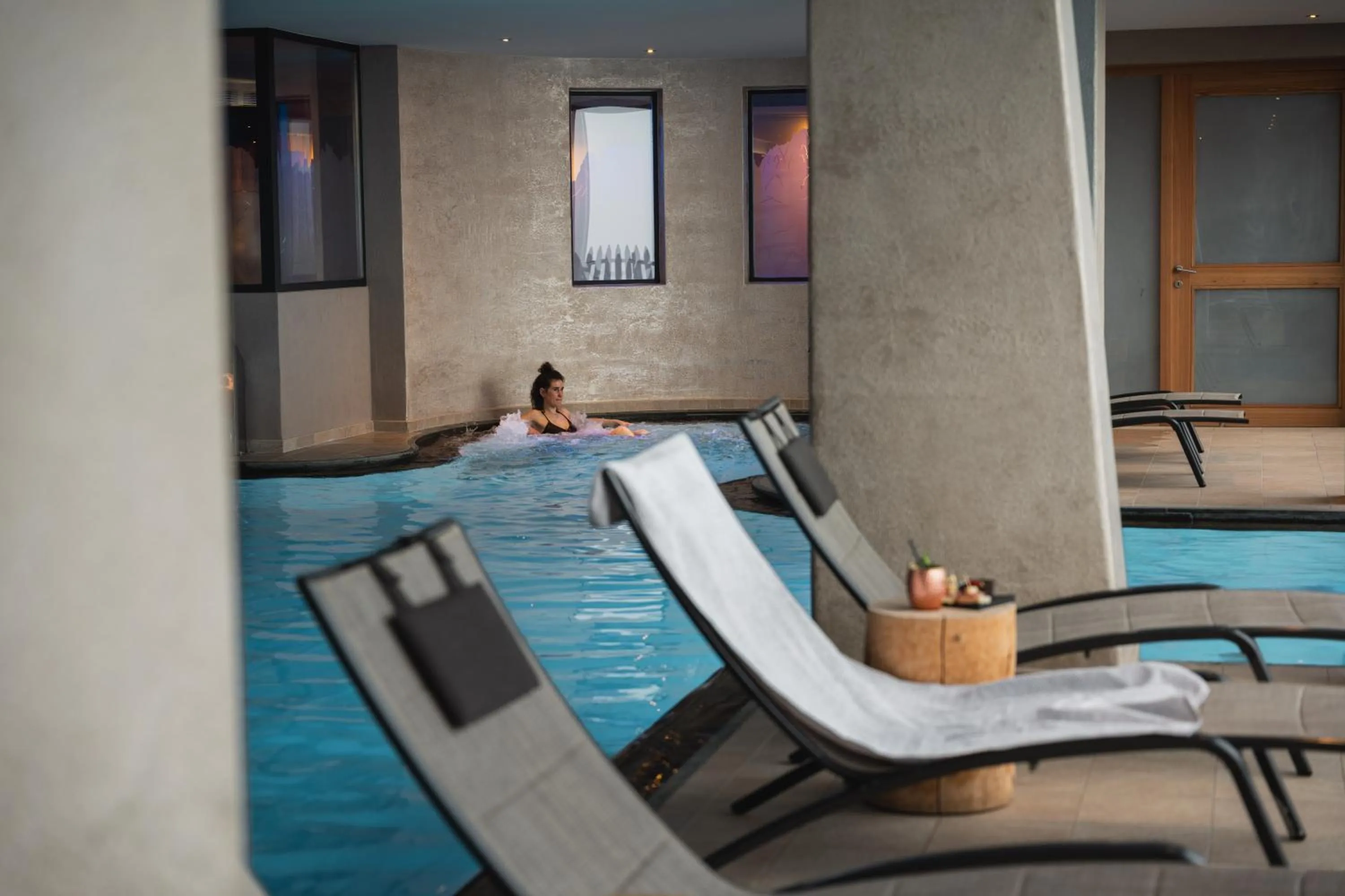 Hot Tub in Hotel Emmy - five elements